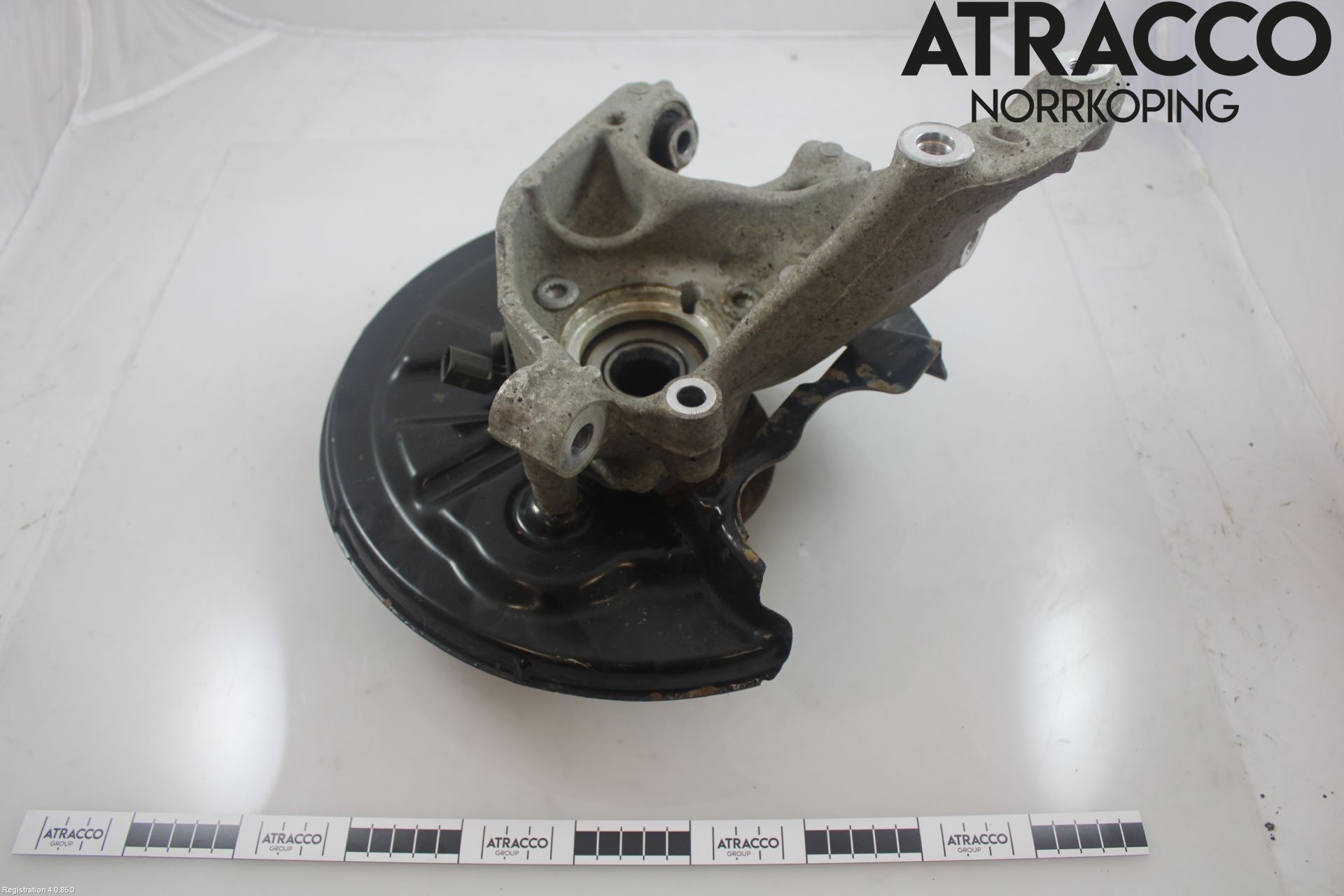 Seat TARRACO 19- Hjullagerhus-Spindel Hö B