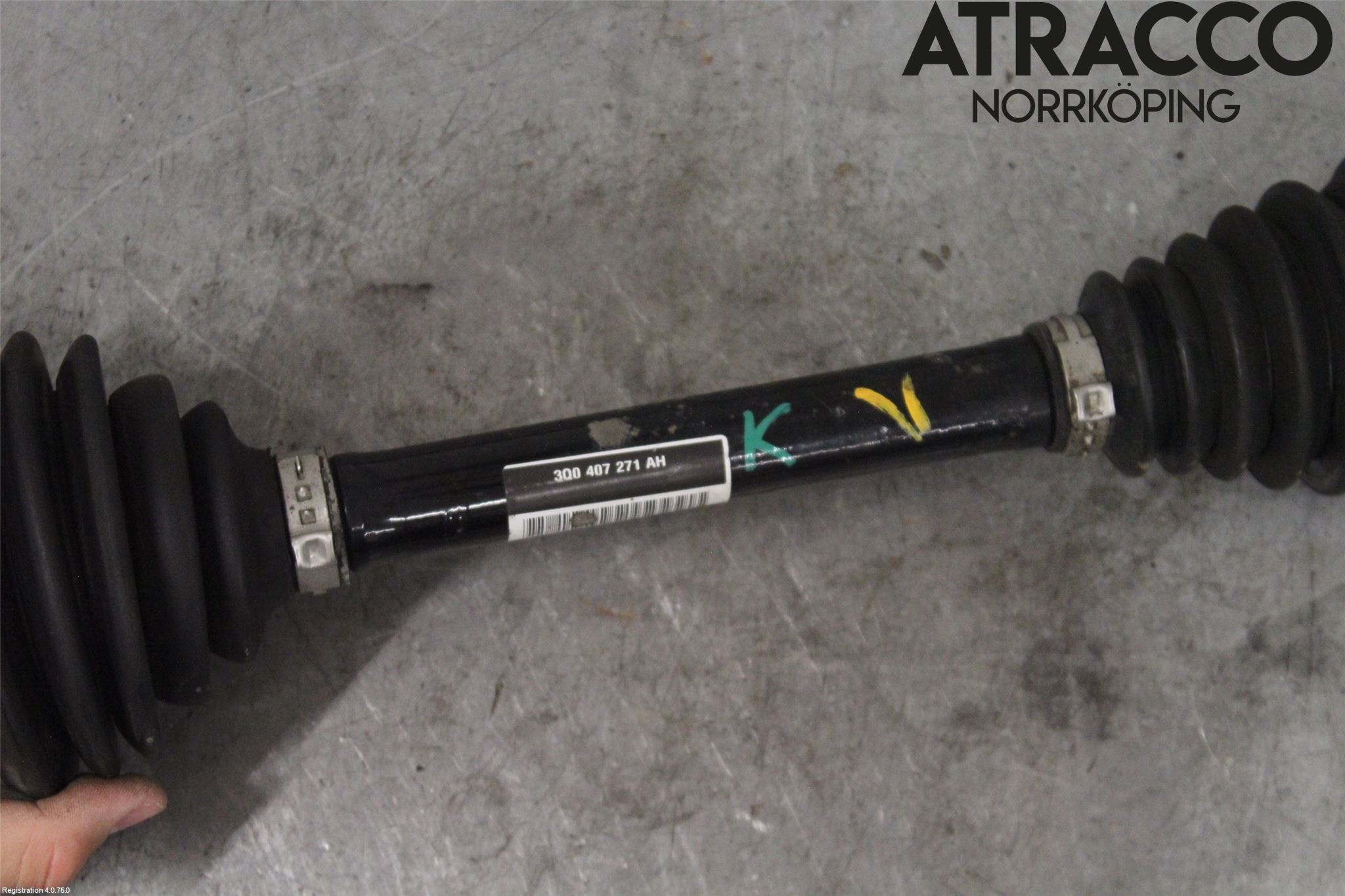 Volkswagen VW PASSAT 15-19 Drivaxel Fram Vänster