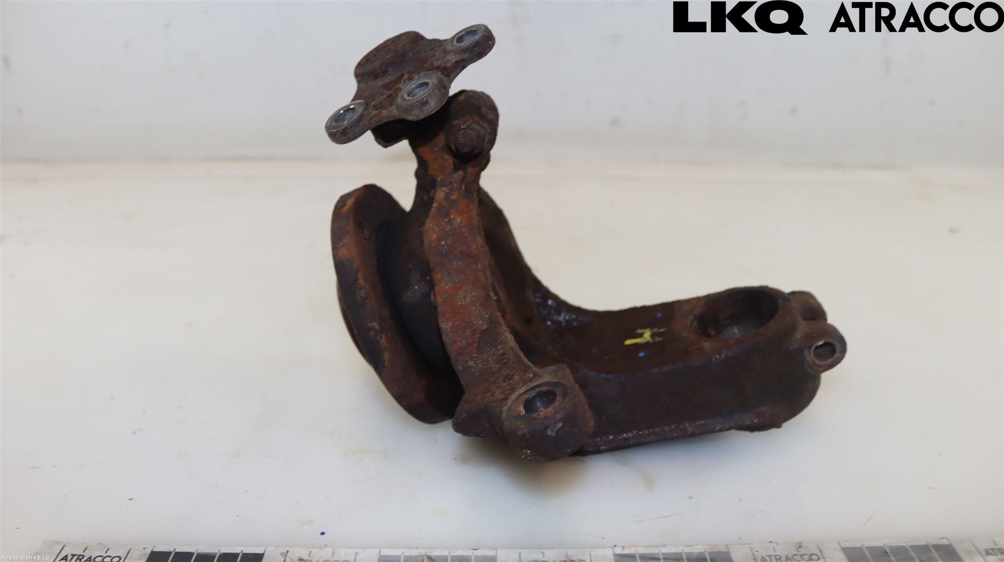 Citroen C3 10-17 Styrspindel Lagerhus Hö