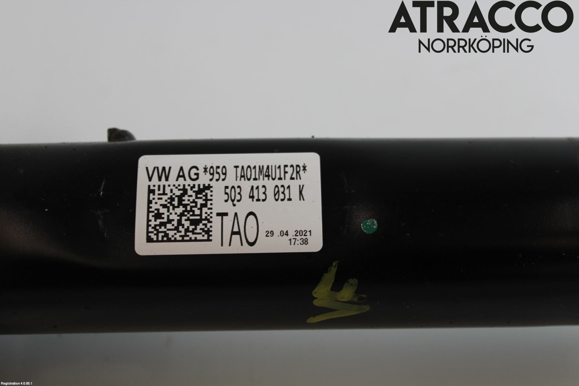 Skoda KAROQ 18- Fjäderben Fram Vänster