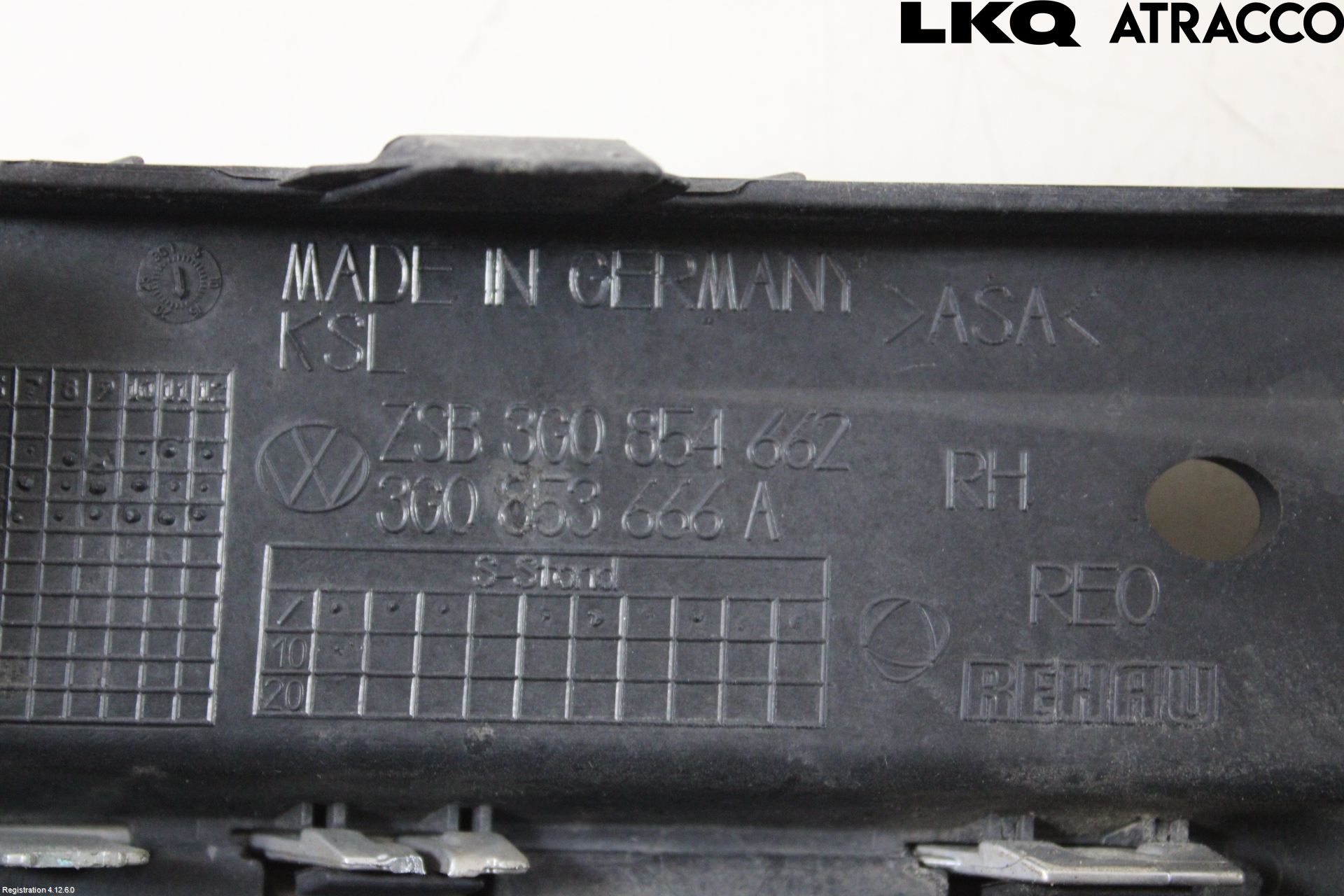 Volkswagen VW PASSAT 15-19 Dimljussarg Fram