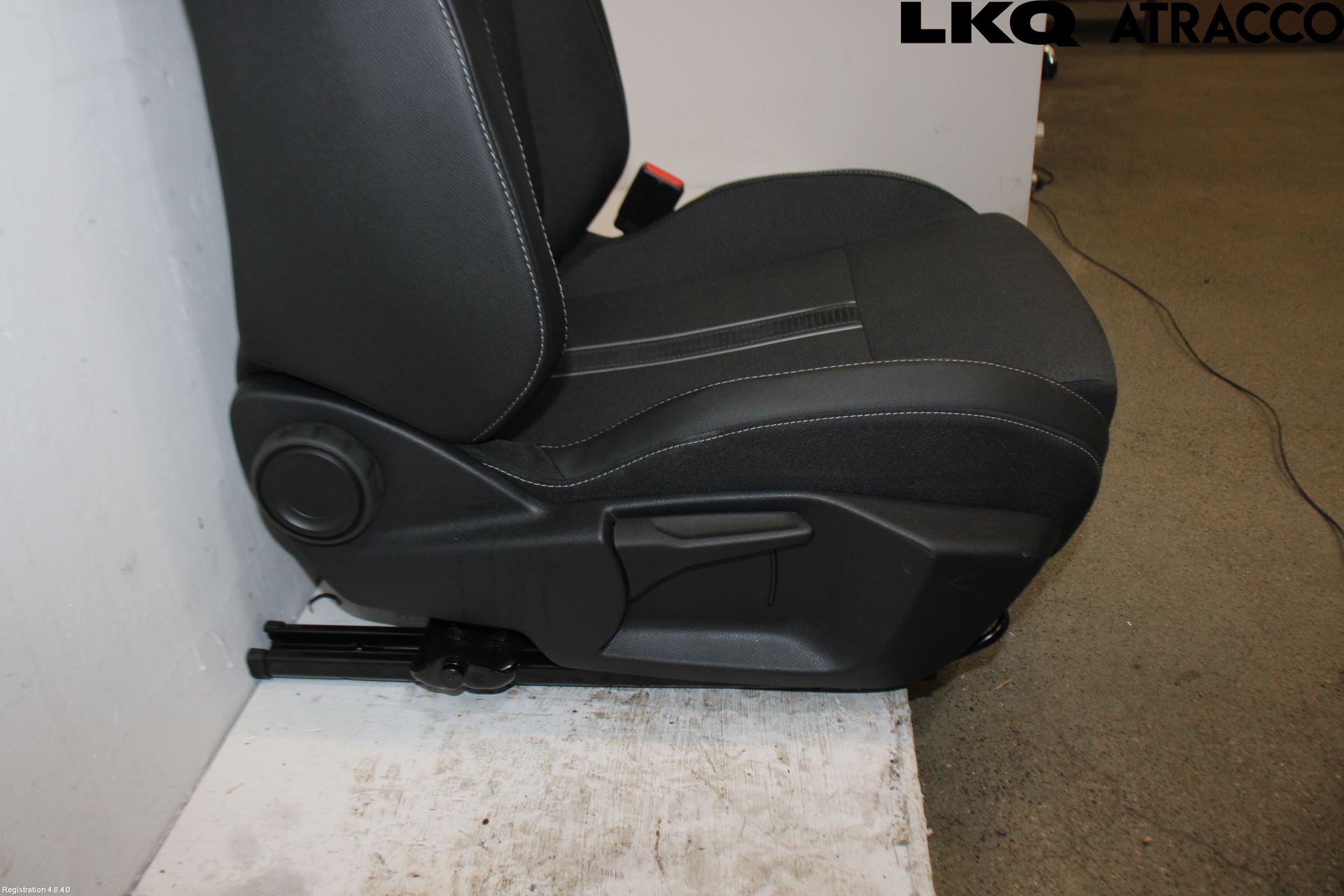 Opel ASTRA L 22- Inredning Stol Fram Hö
