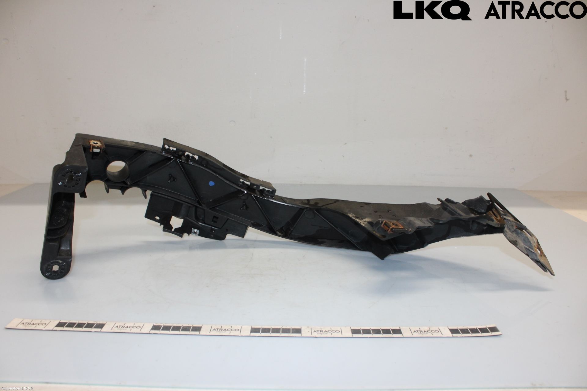 BMW 1 E87/81 5D/3D 03-11 Strålkast Fästsarg