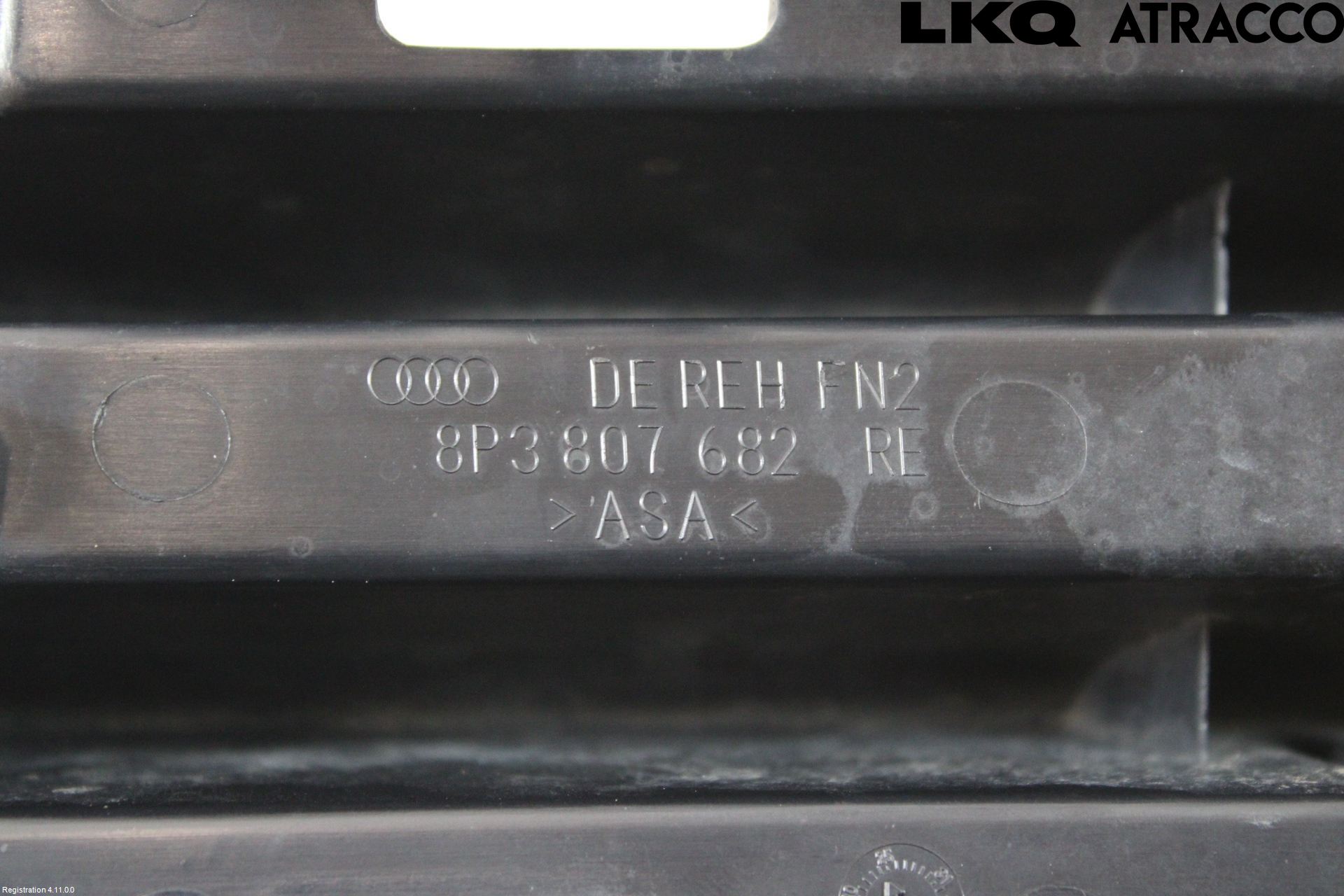 Audi A3/S3     96-03 Grilldel Höger