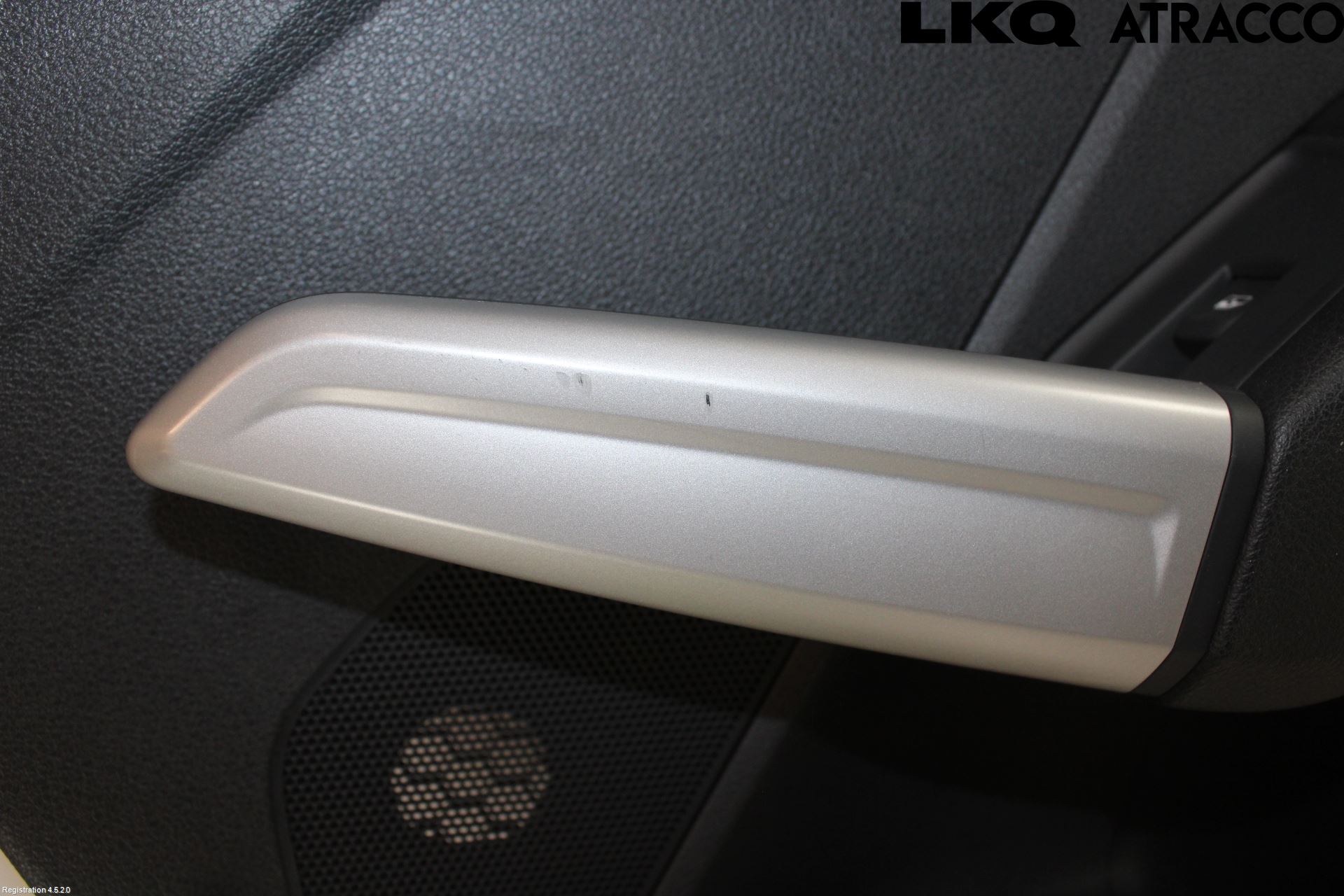 Audi Q2/SQ2 17- Dörrklädsel Hö