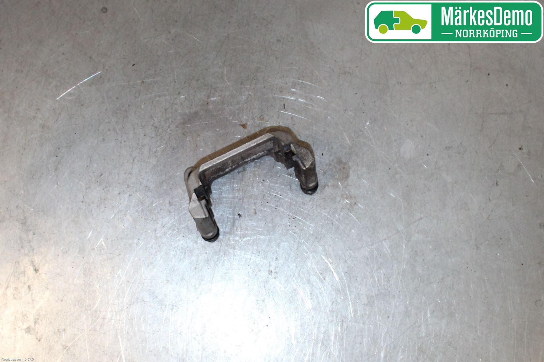 Audi A6 F2/C8 19- Bromsokshållare