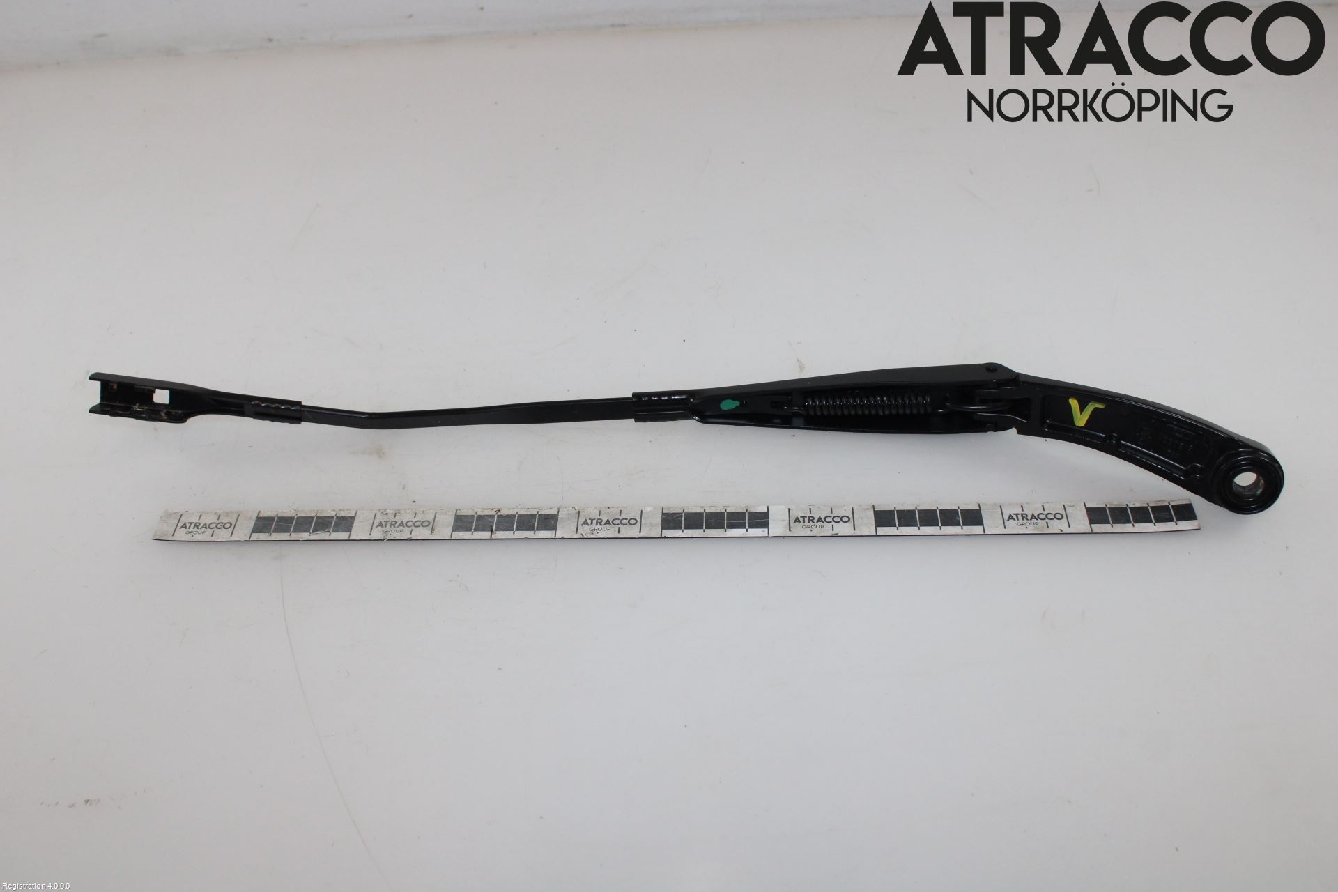 Audi Q3 F3 19- Torkararm Armar Vindruta