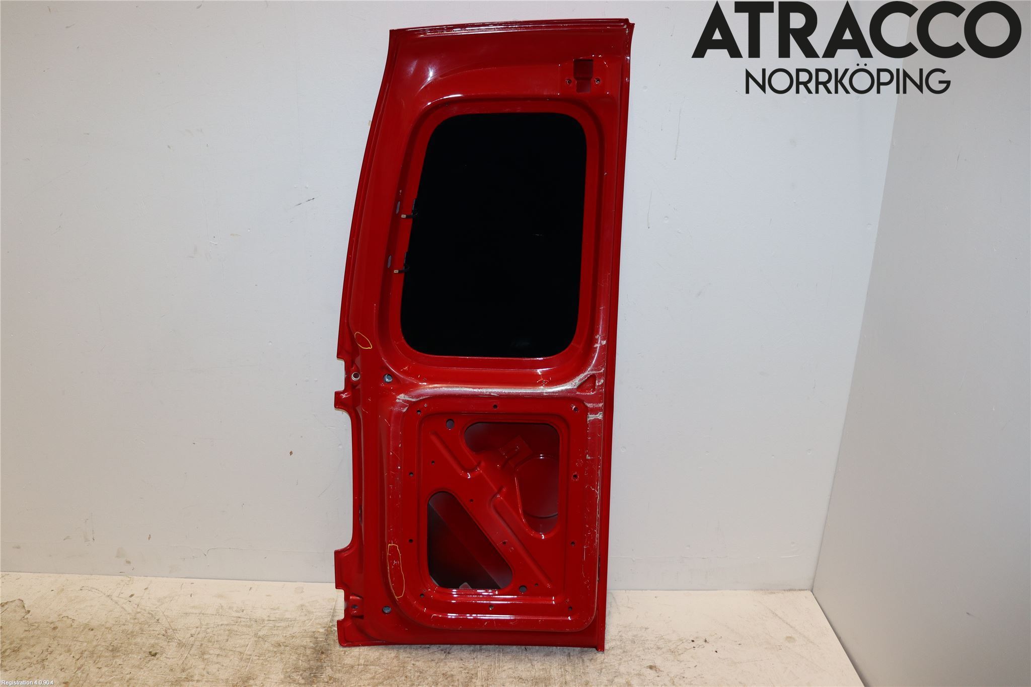 Volkswagen VW CADDY      04-10 Dörr Bak Van-Skåp Höger