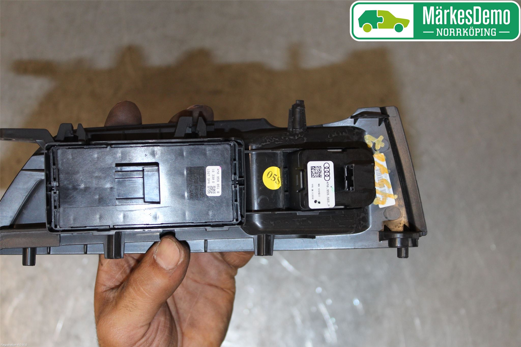 Audi Q5/SQ5 17- Strömställare Elhiss