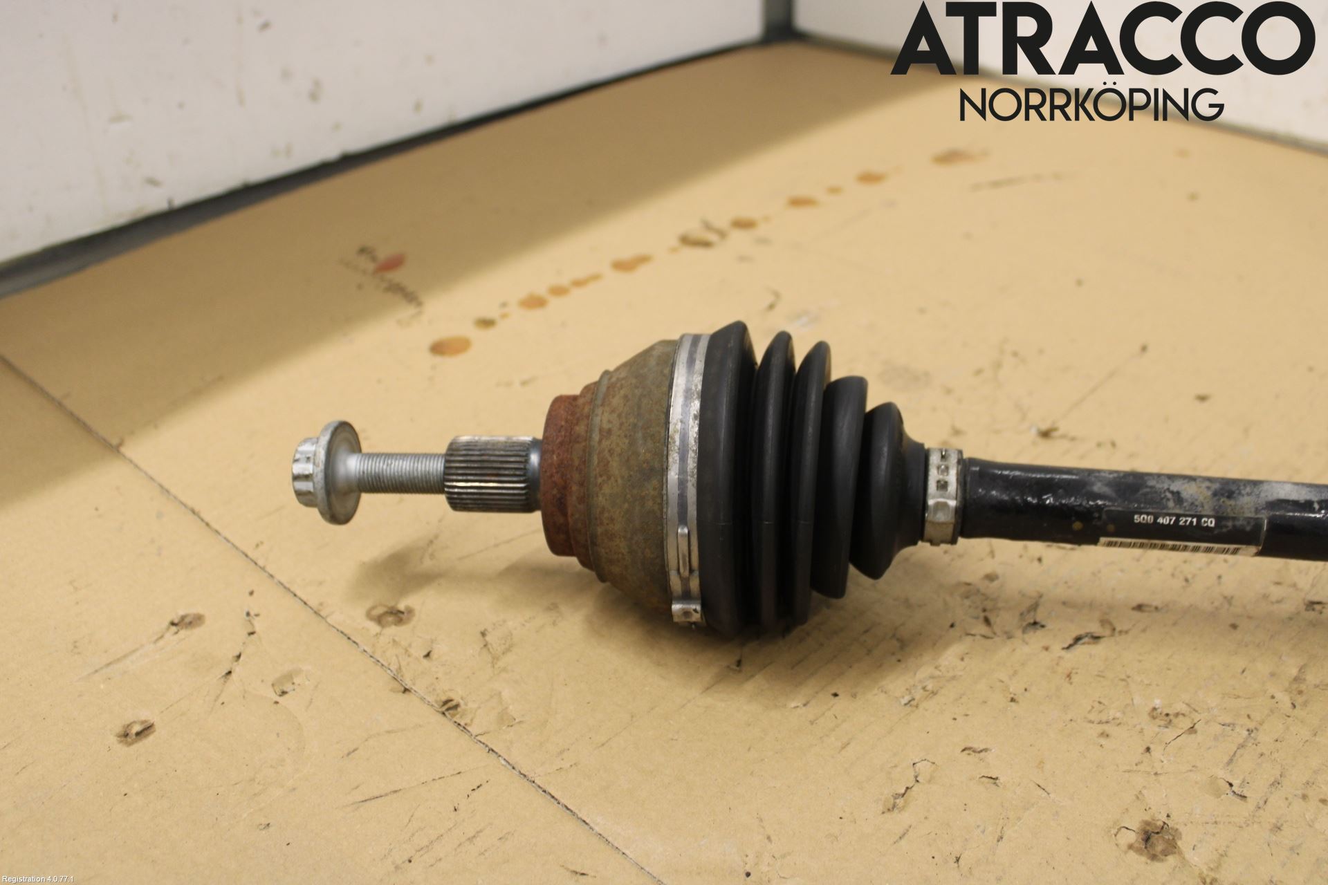 Volkswagen VW T-ROC 18- Drivaxel Fram Vänster