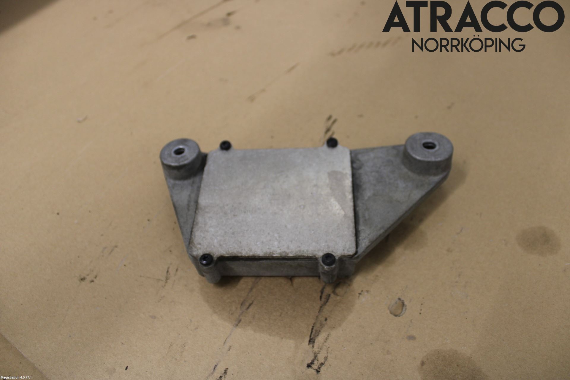 Jaguar F-PACE Vibrationsdämpare