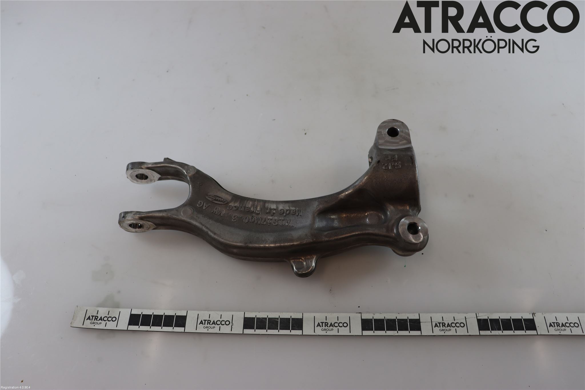 Audi A4/S4 B9 20- Fjäderbenslager Fram