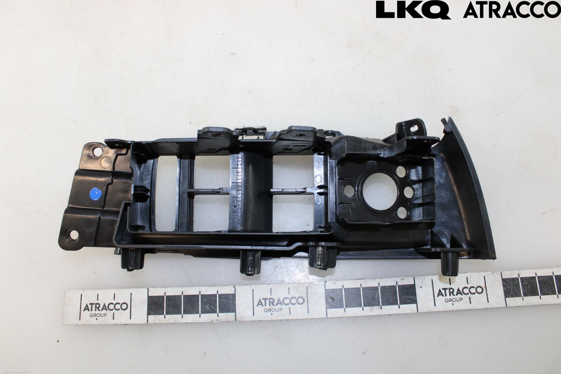 Audi Q3 F3 19- Dörrklädsel Inlägg-List Vä