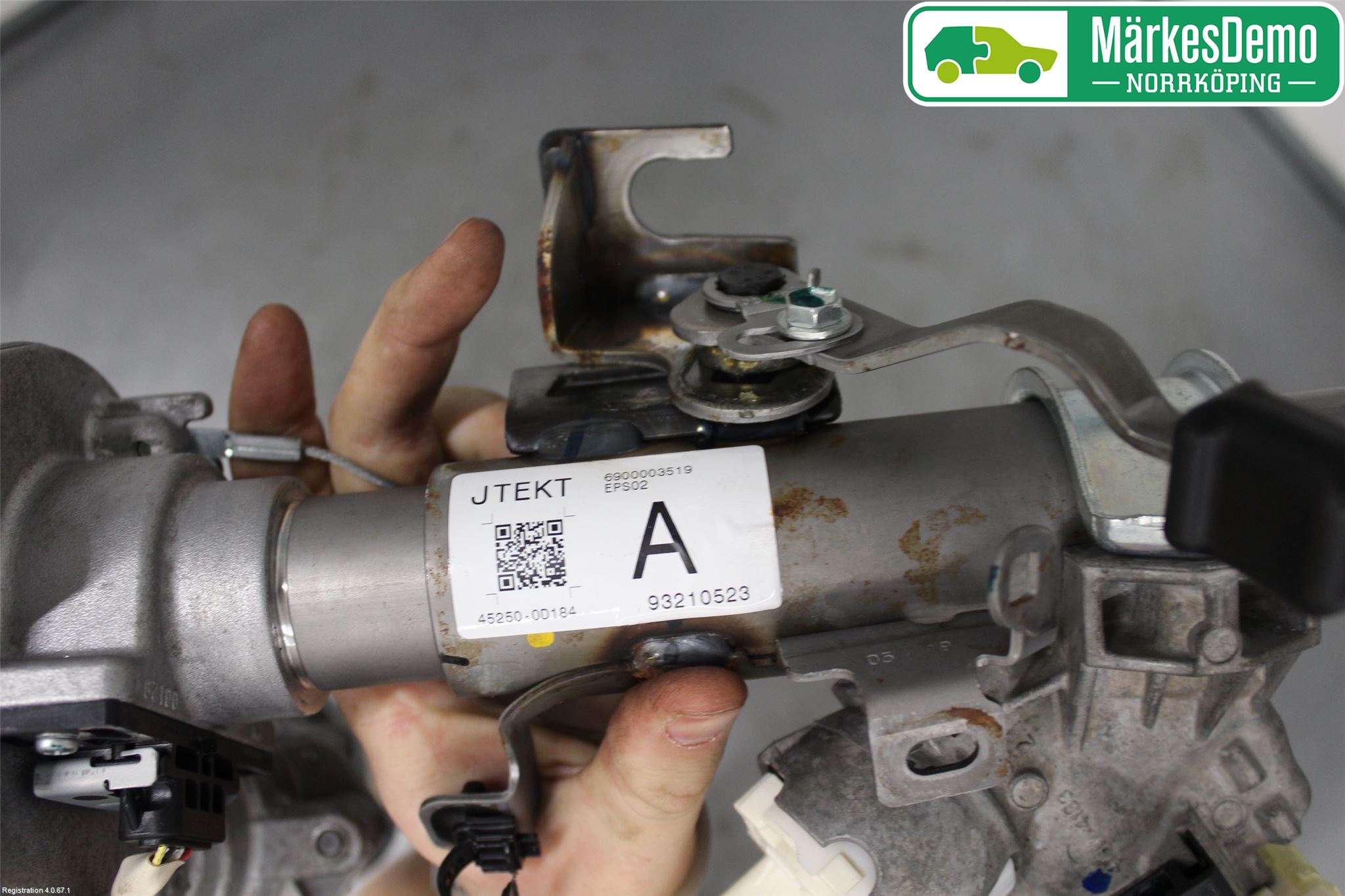 Toyota YARIS XP130 15-20 Rattaxelagg Med Inb Servo