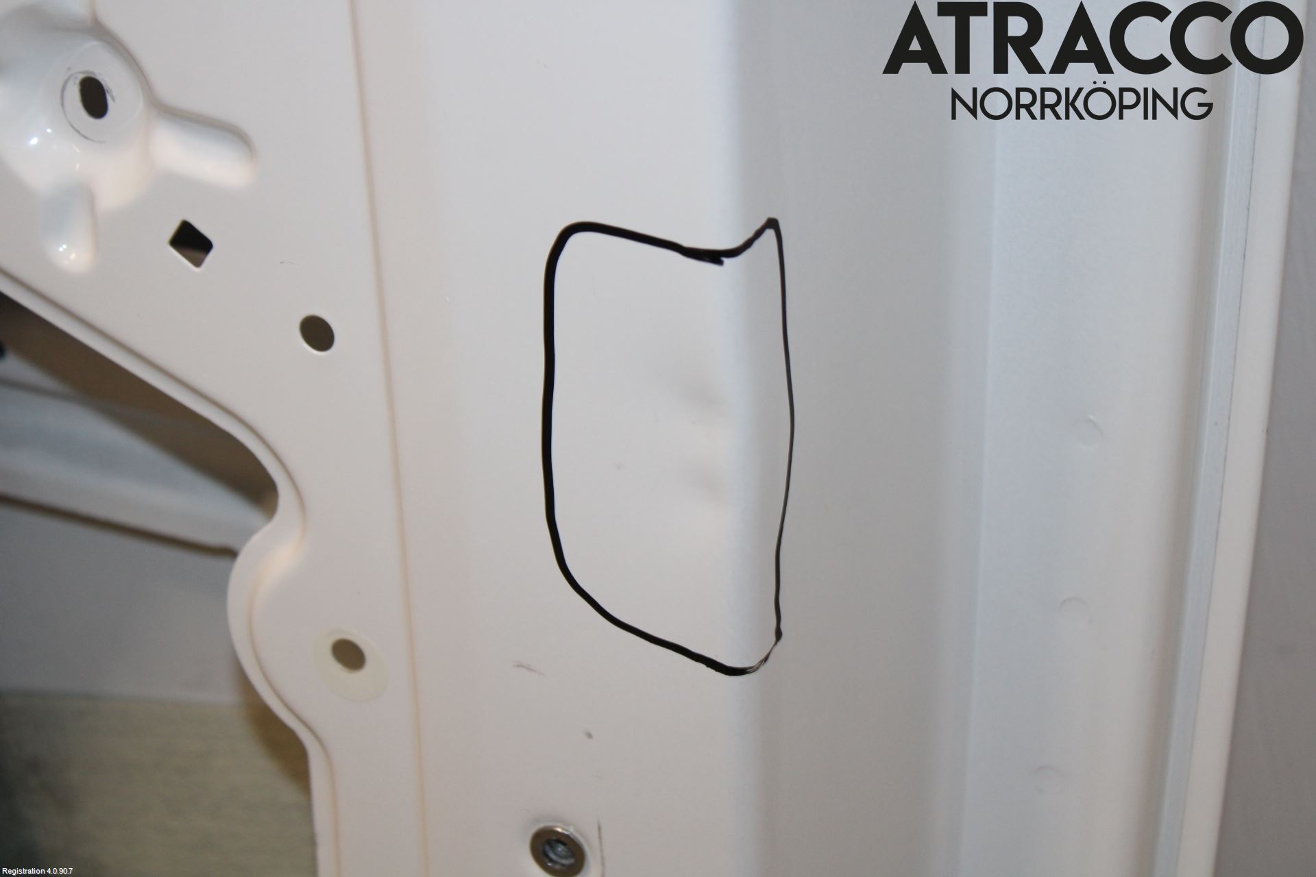 Peugeot BOXER/E-BOXER 15- Dörr Fram Höger