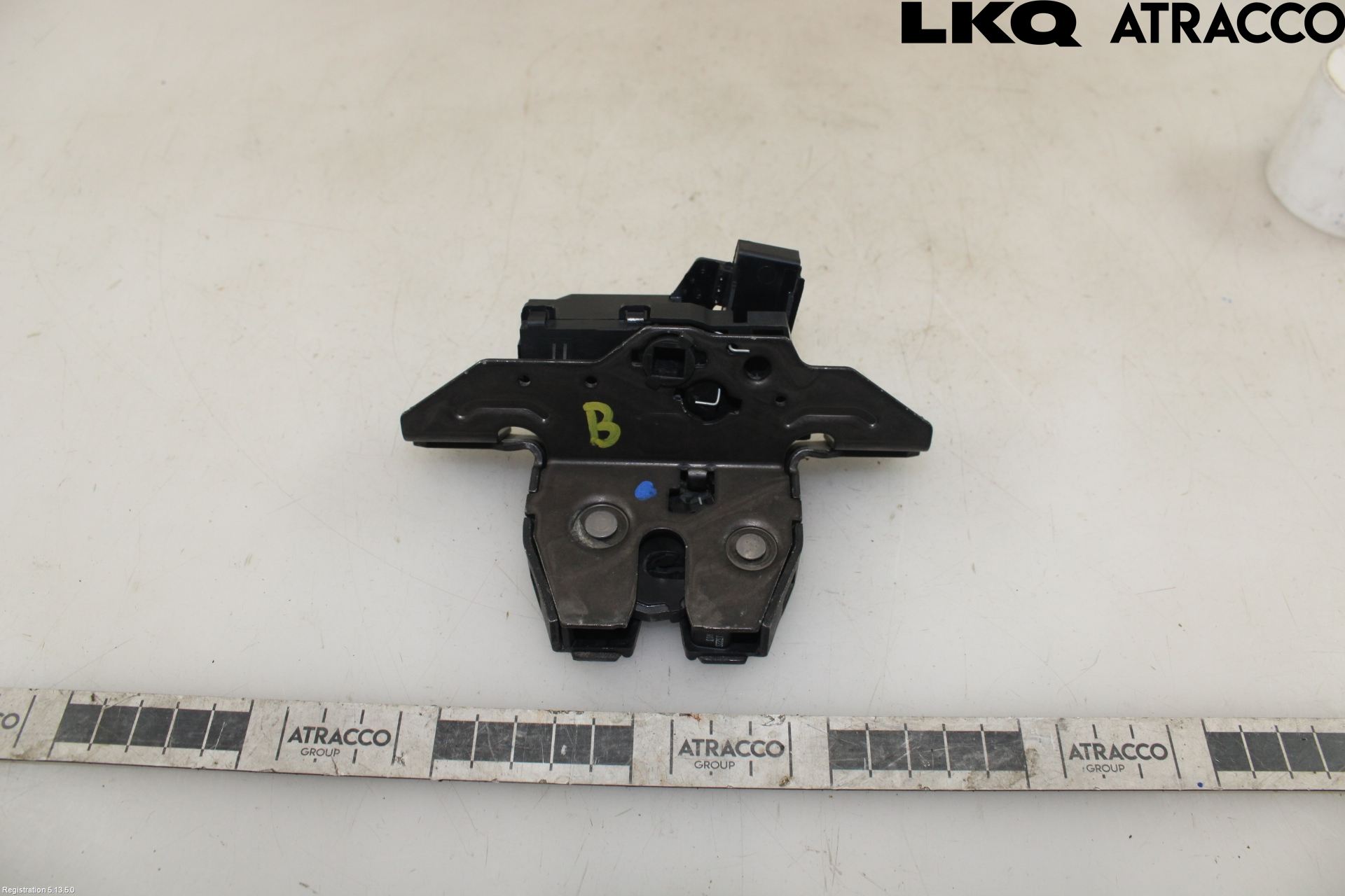 Opel ASTRA J 10-15 Låskista Baklucka