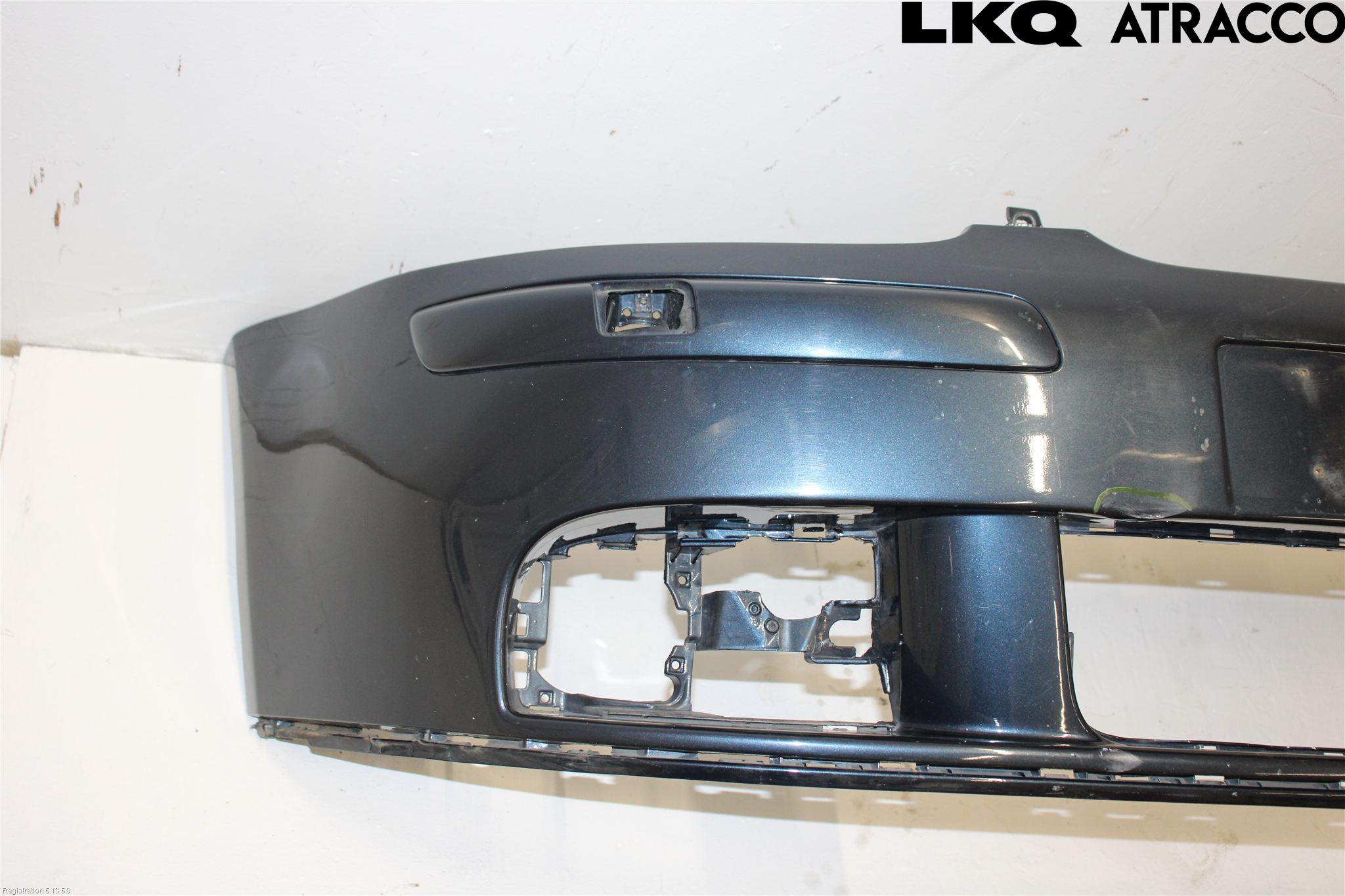 Volkswagen VW GOLF V 04-09 Stötfångarbeklädnad Fram
