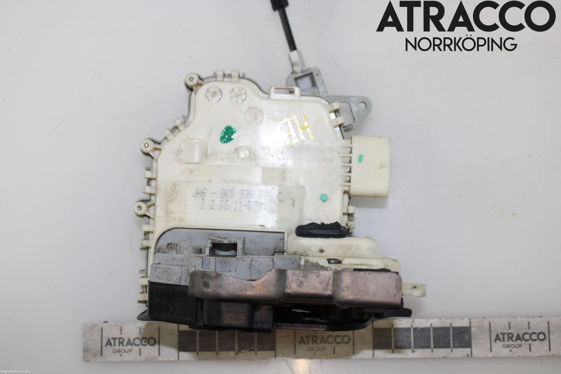 Audi A4/S4 08-11 Låskista-Dörrlås