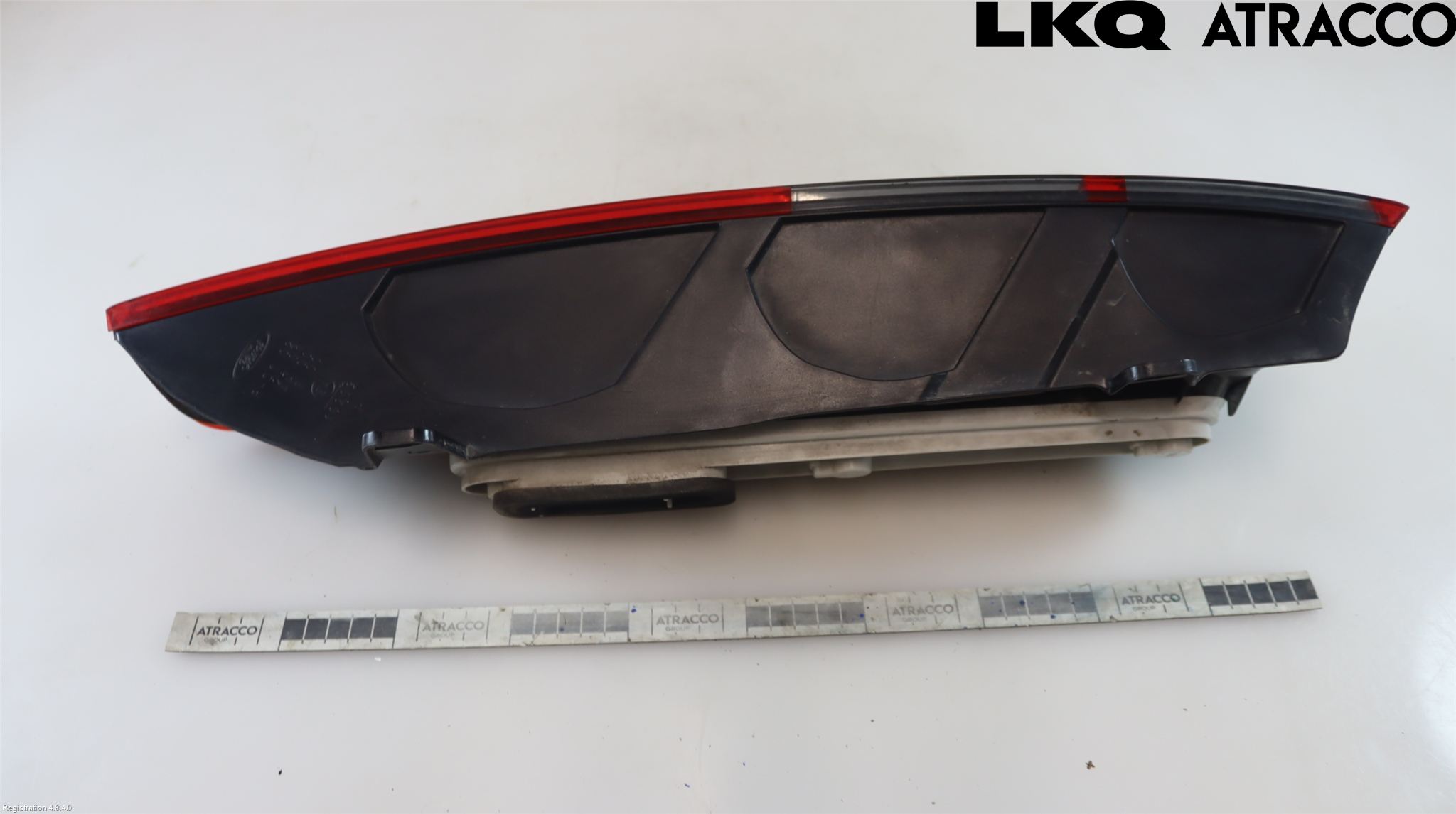 Ford FOCUS     04-07 Bakljus Höger