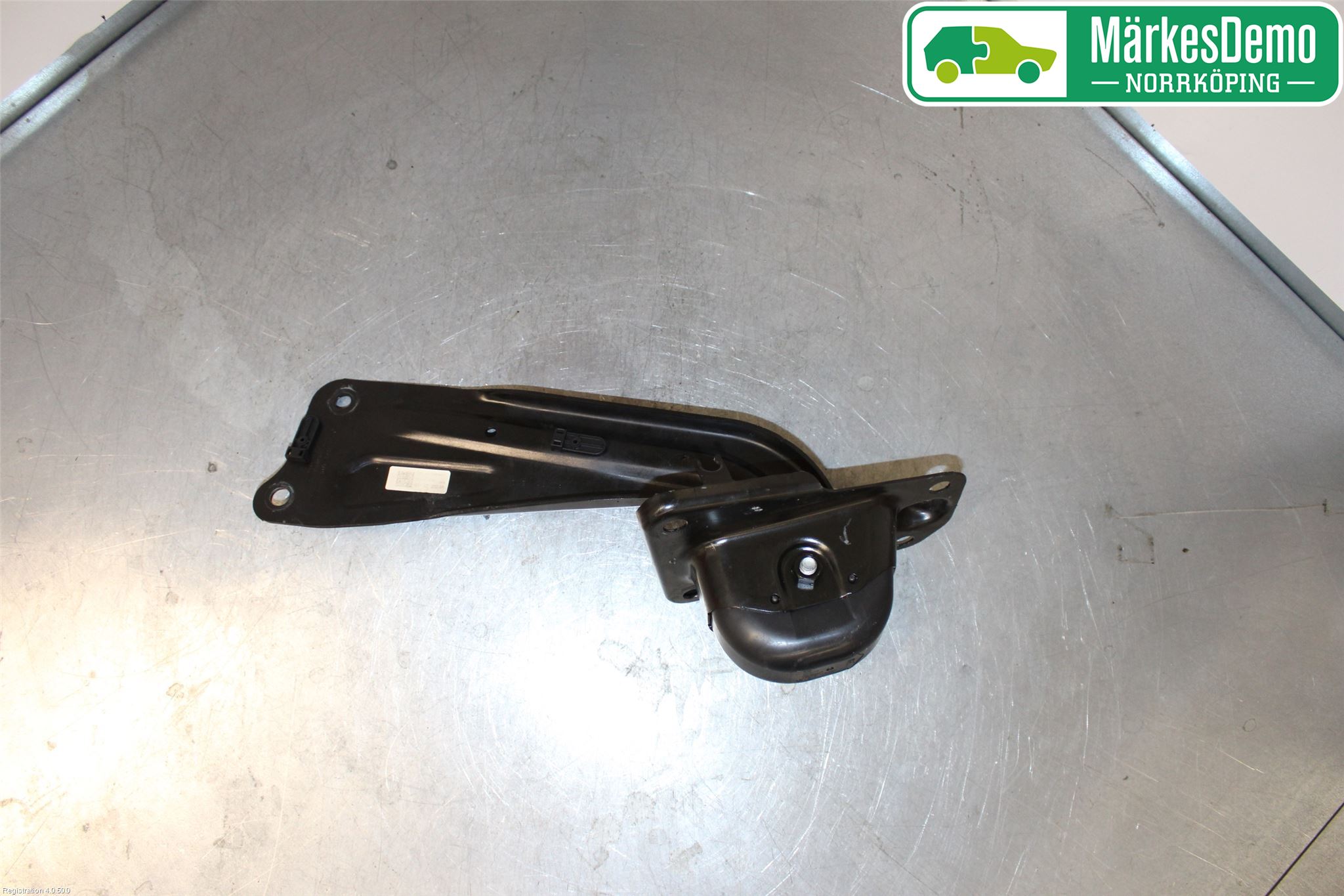 Seat TARRACO 19- Bärarm Bak Höger