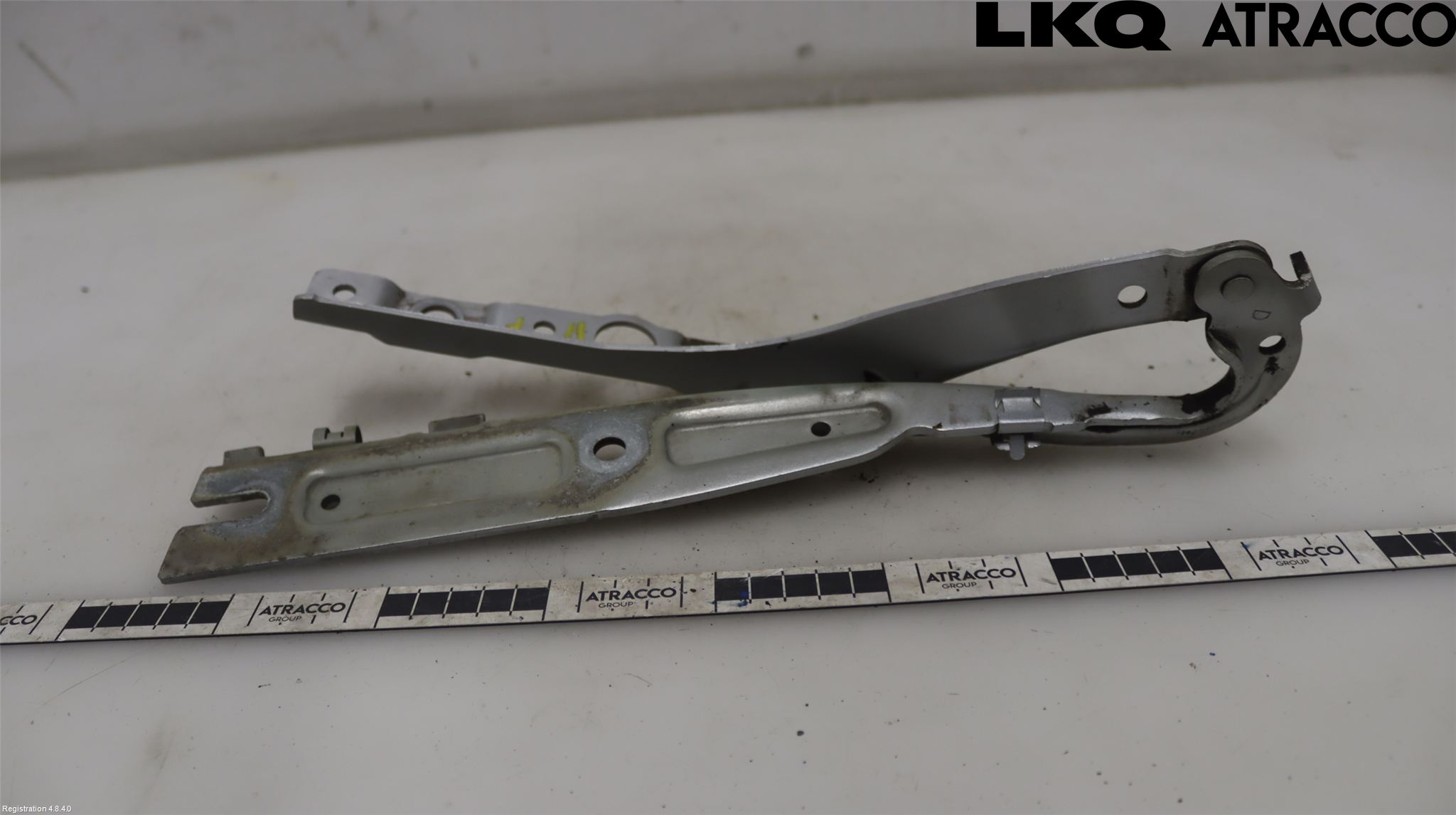 Peugeot 407 Huvgångjärn