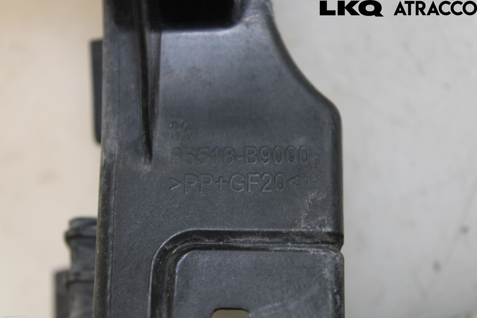 Hyundai i10 BA 14-16 Strålkast Fästsarg