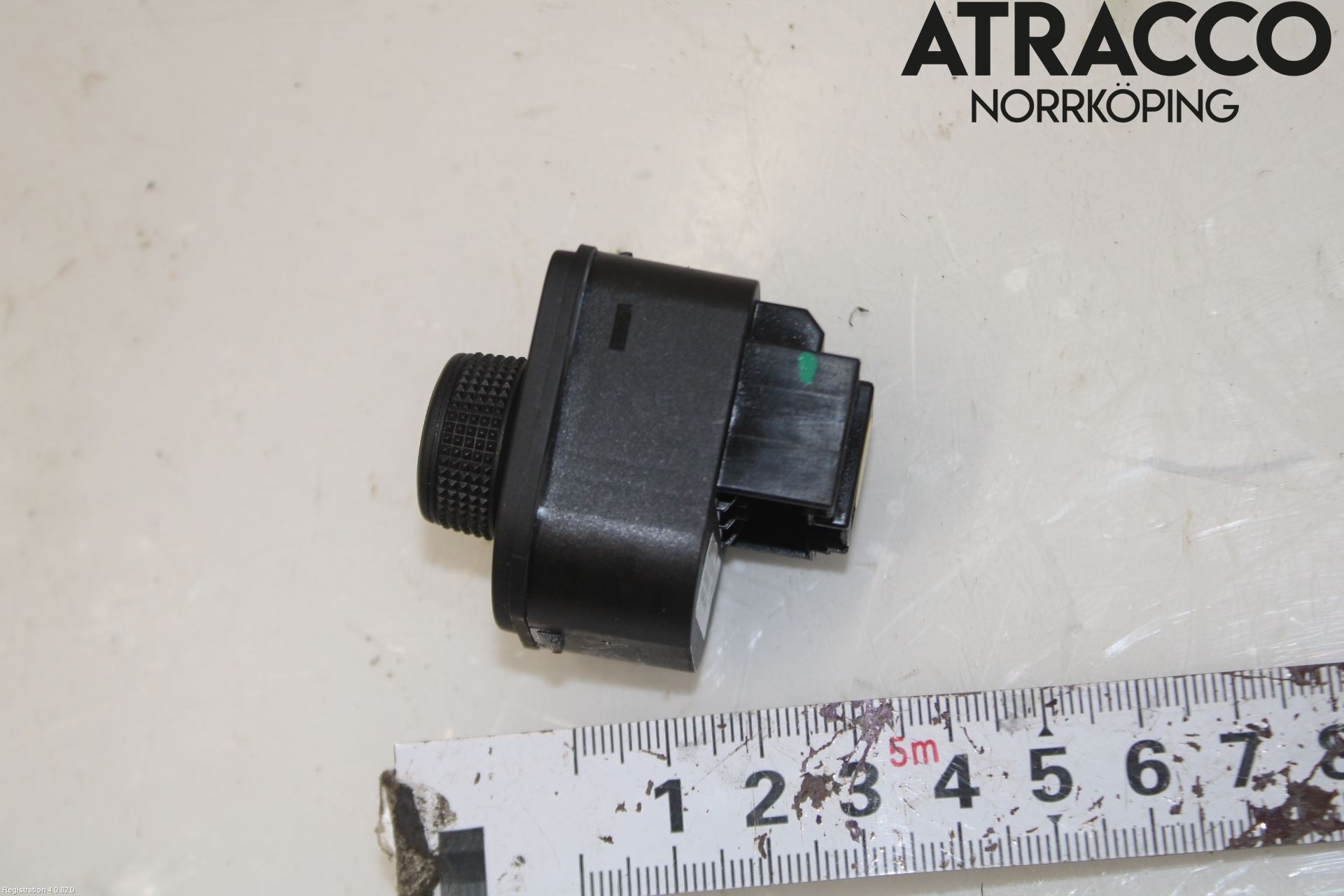 Seat ATECA 16->> Strömställare Spegel