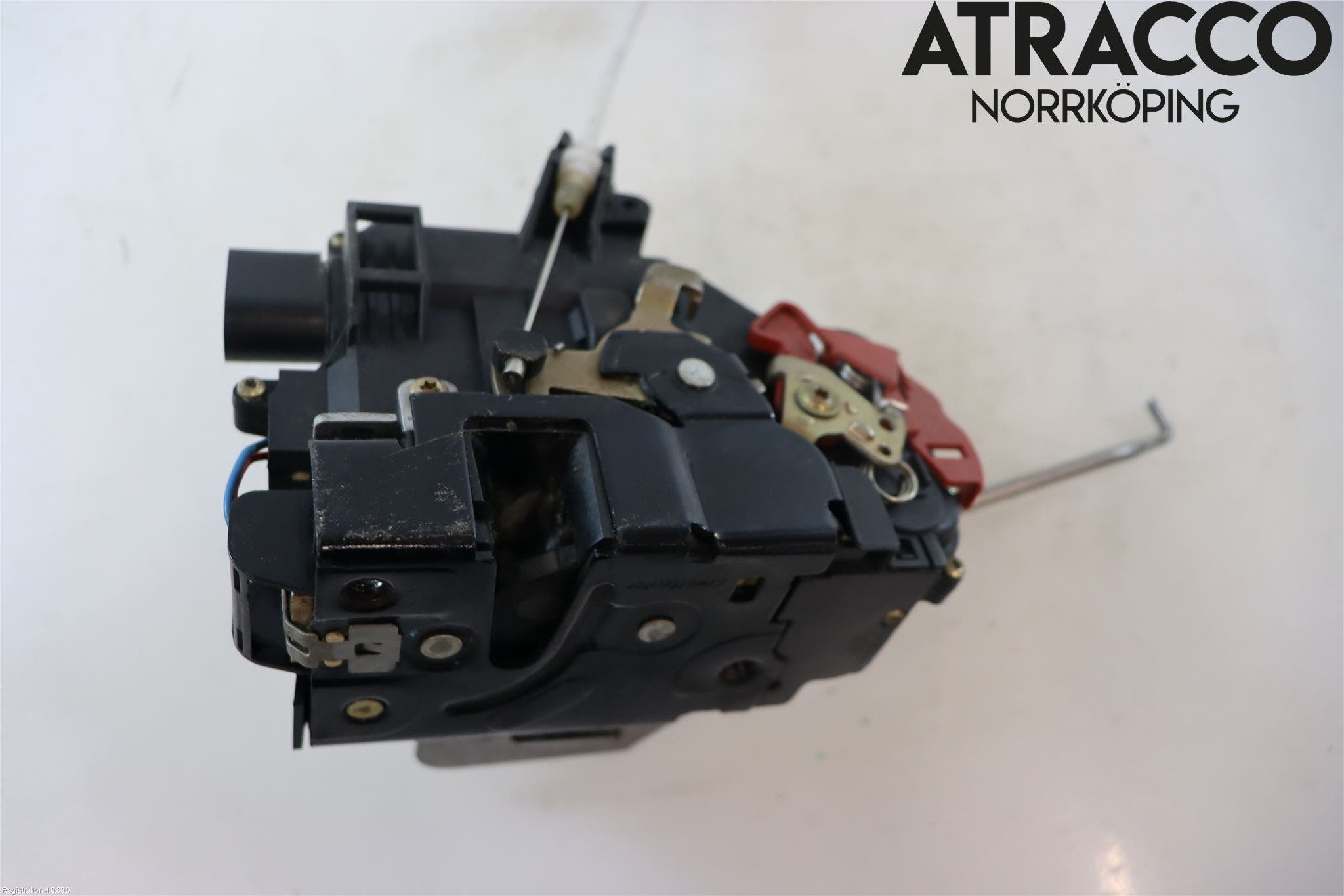 Audi A4/S4 01-05 Låskista-Dörrlås