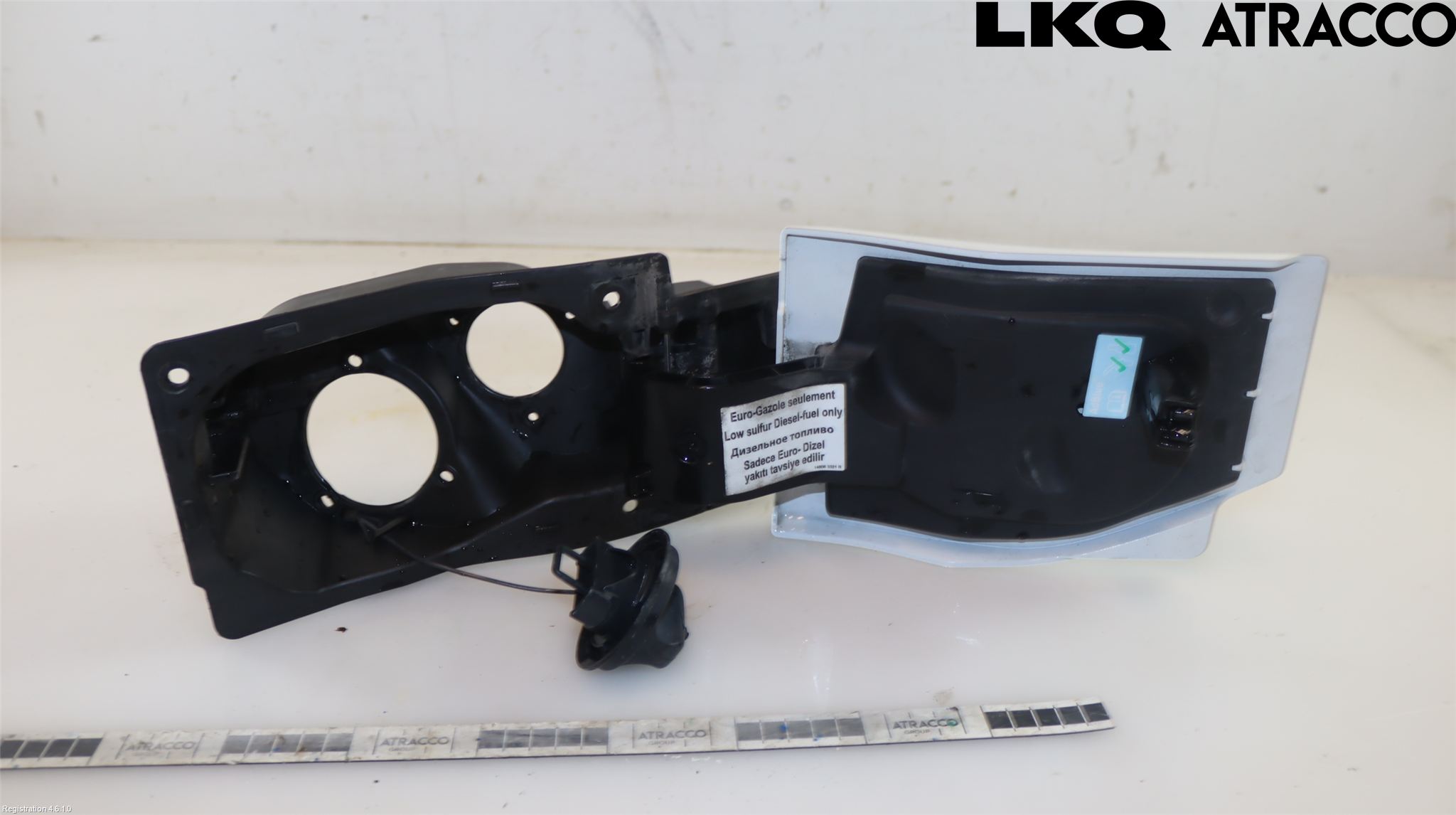 Renault TRAFIC/E-TECH 15- Tanklucka