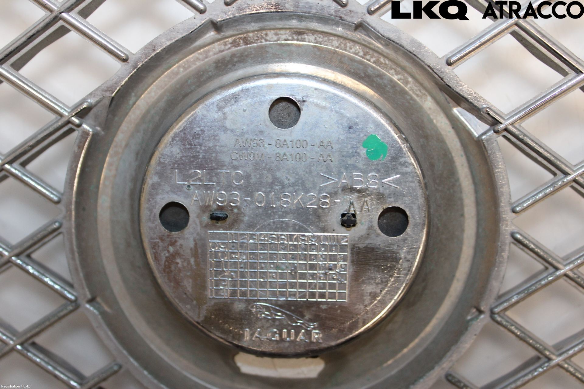 Jaguar XJ X351        10- Grill Komp