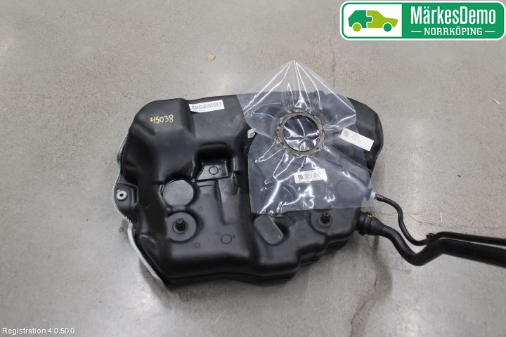 Audi A4/S4 B9 16-19 Bränsletank Diesel