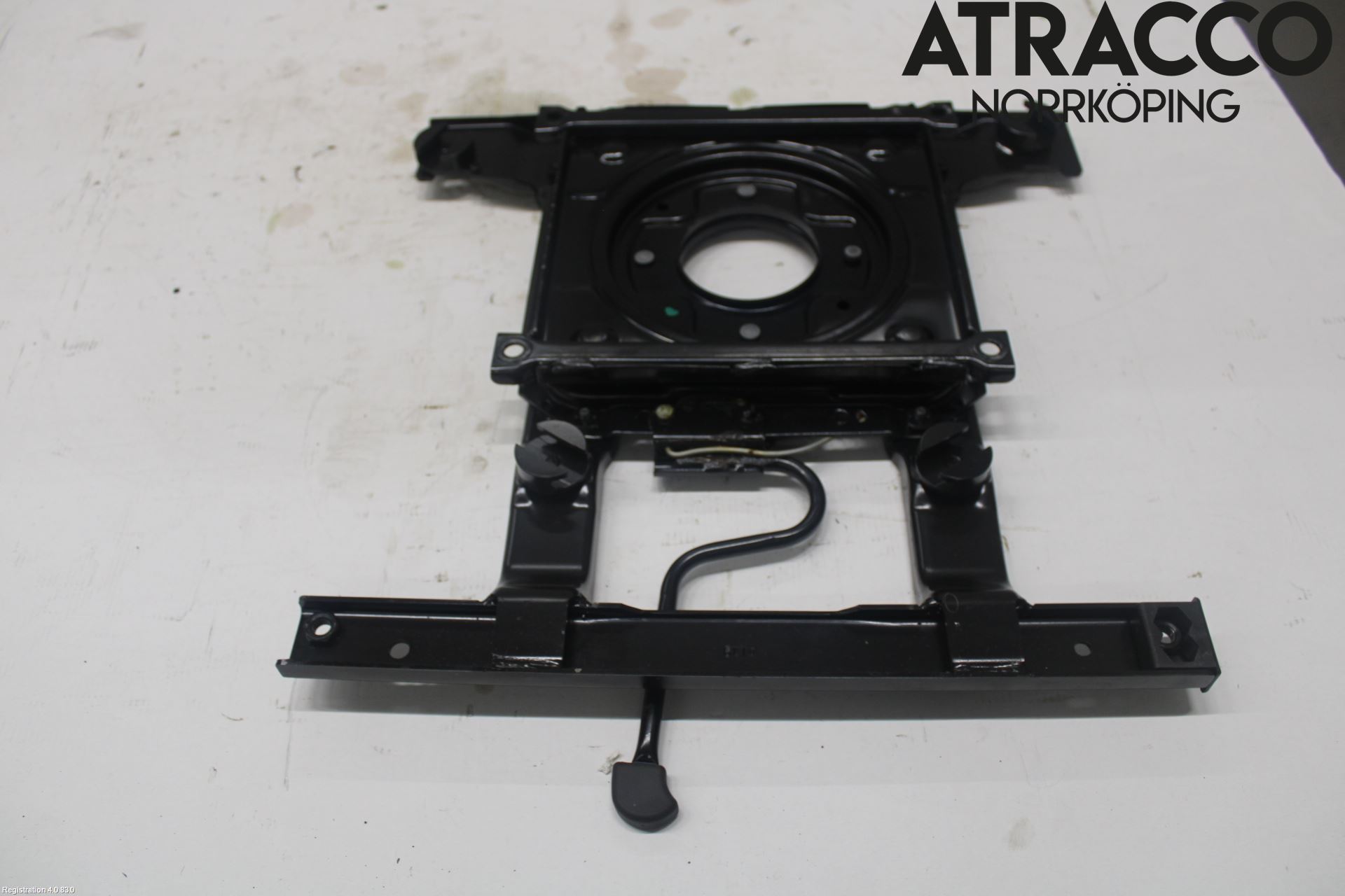 Mercedes-Benz MB VITO/V-KLASS (W640,W447,W448) 14- Inredning Stolsunderrede
