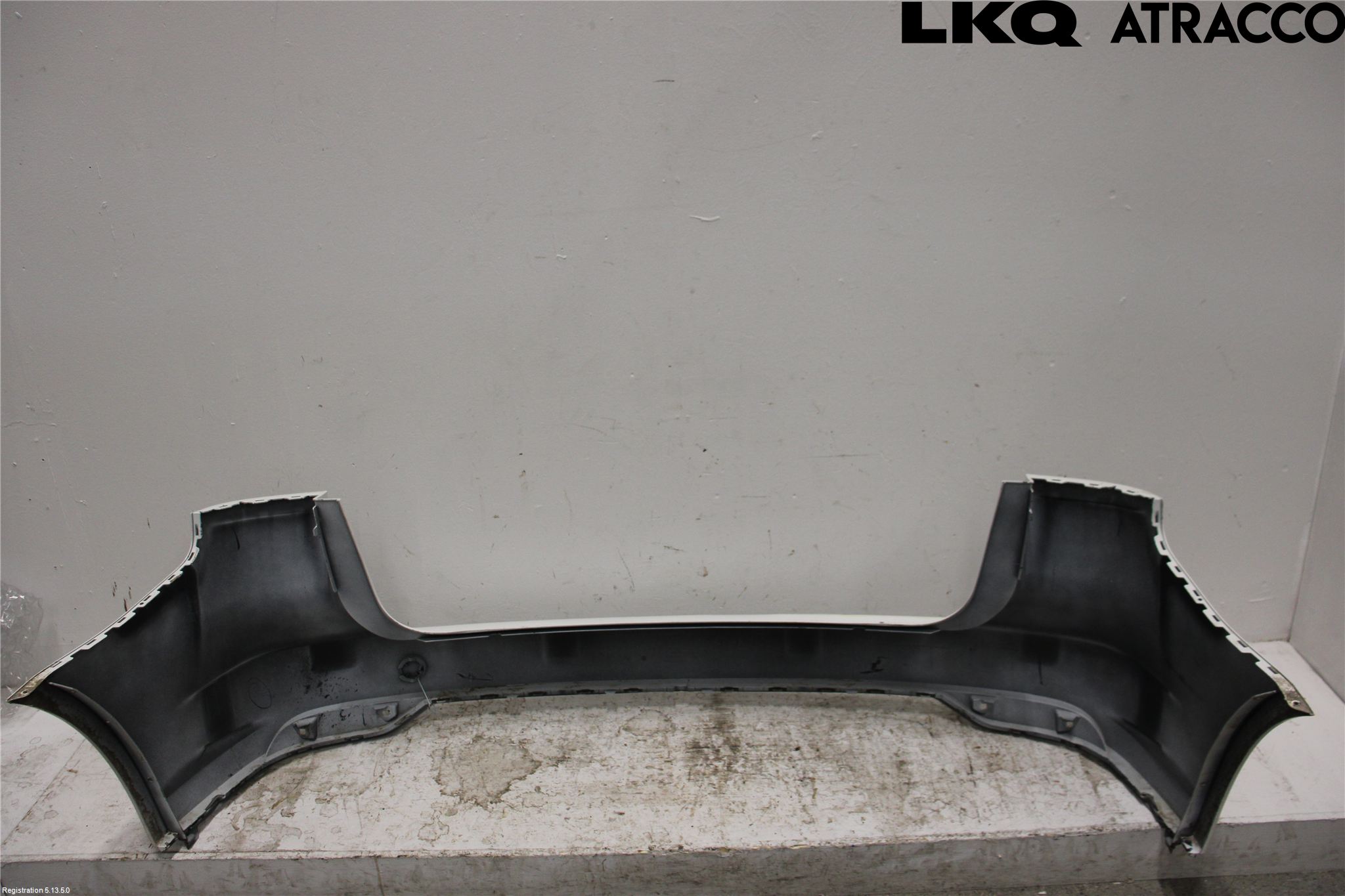 Volkswagen VW TOURAN 10-15 Stötfångarbeklädnad Bak