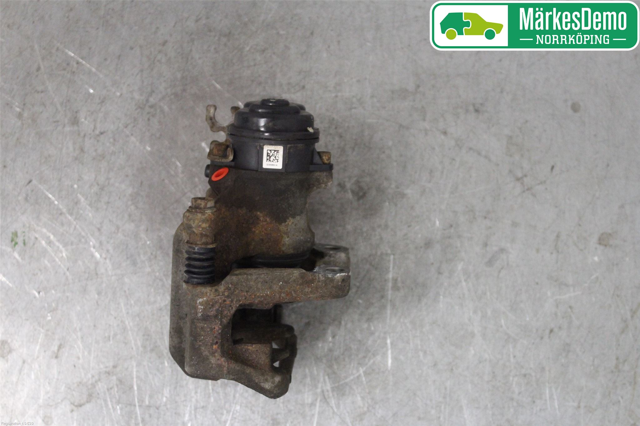 BMW 5 F10/F11/F18 09-17 Bromsok Bak Vänster