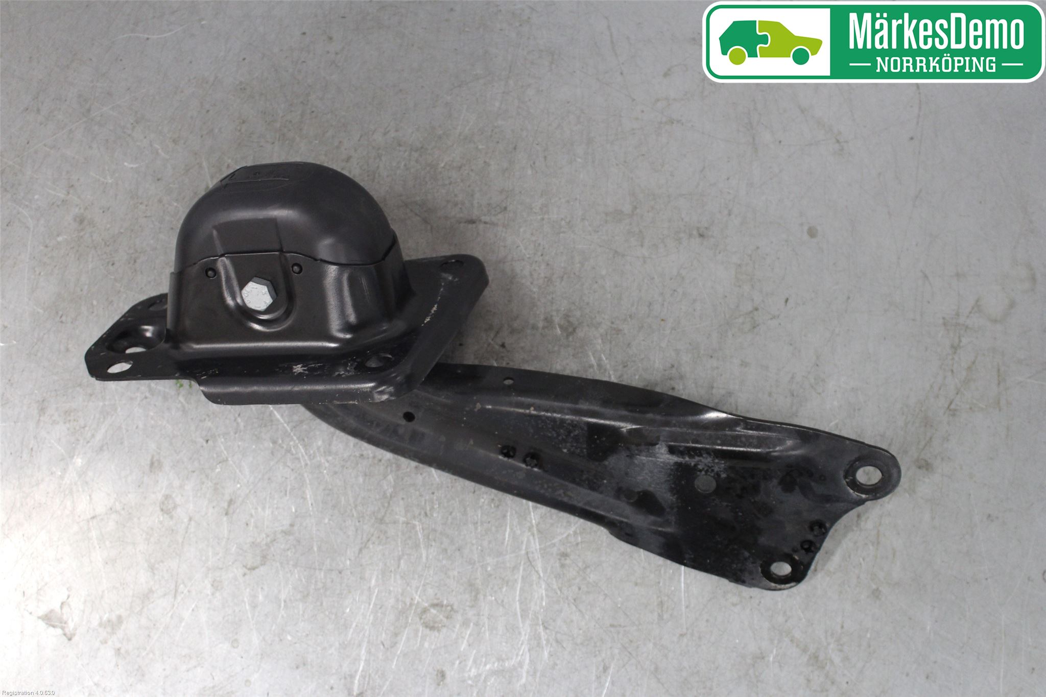 Skoda SUPERB 16-24 Bärarm Bak Vänster