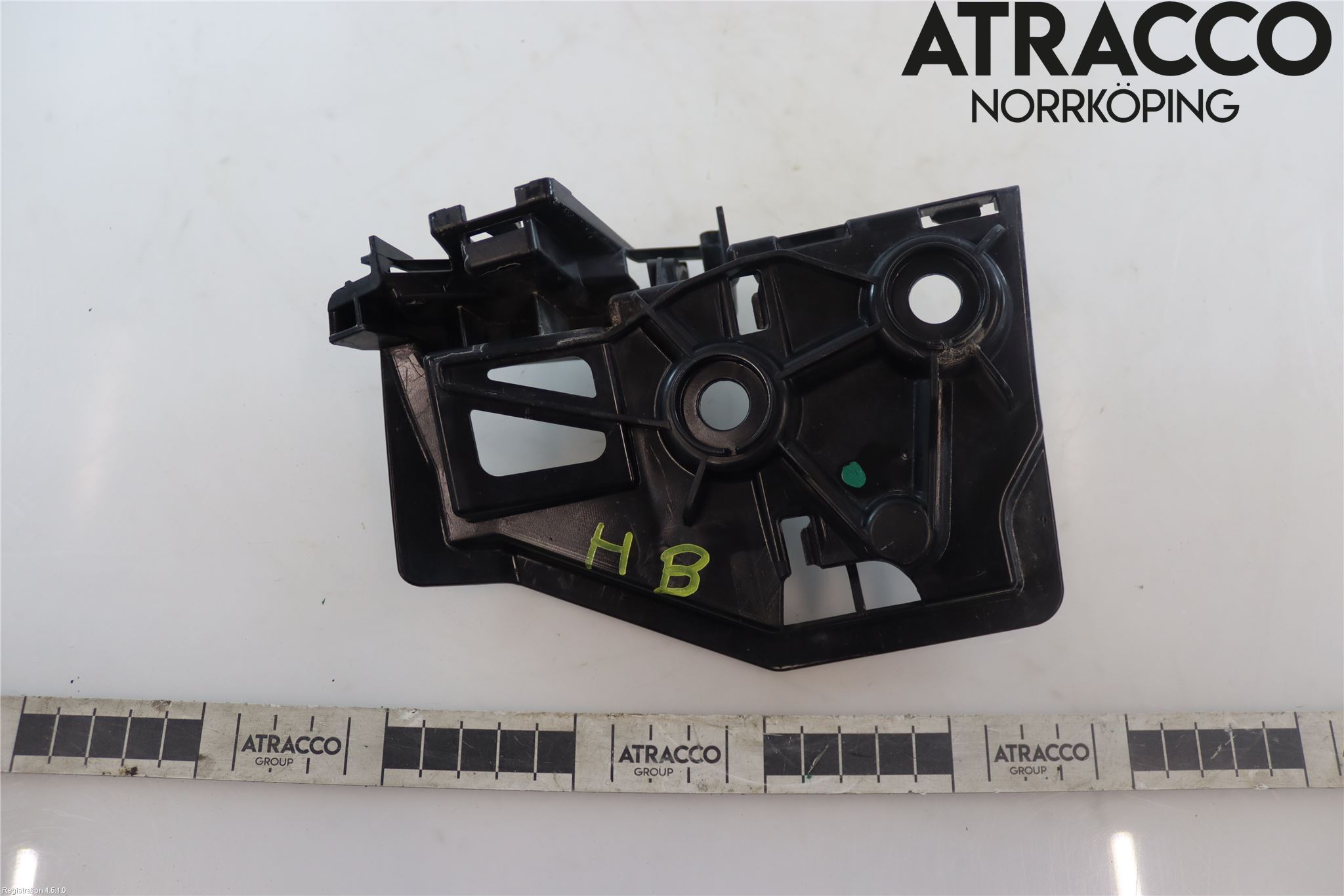 Volkswagen VW TIGUAN 16-24 Stötfångarfäste Bak Hö