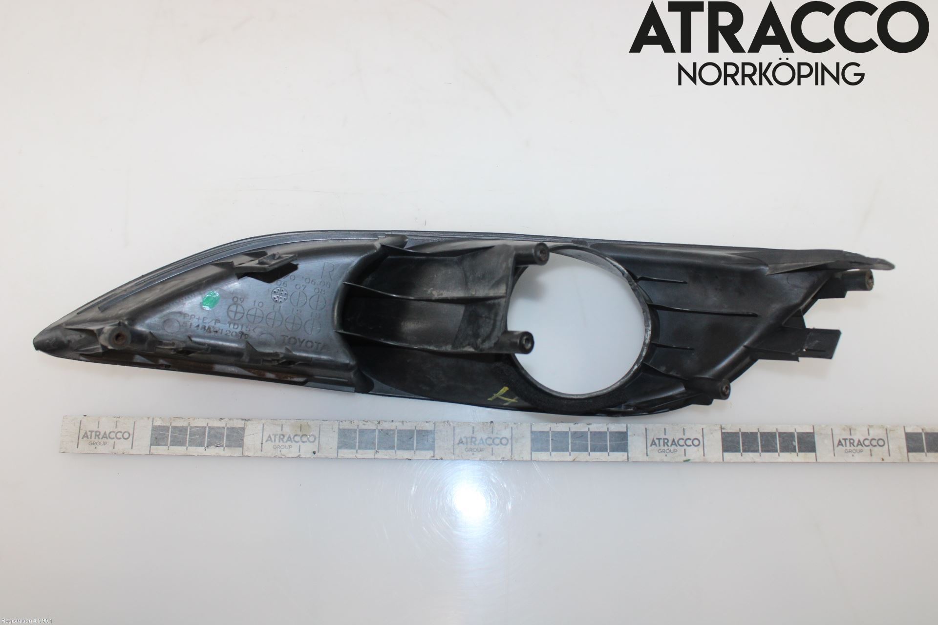 Toyota AURIS 07-09 Dimljussarg Fram