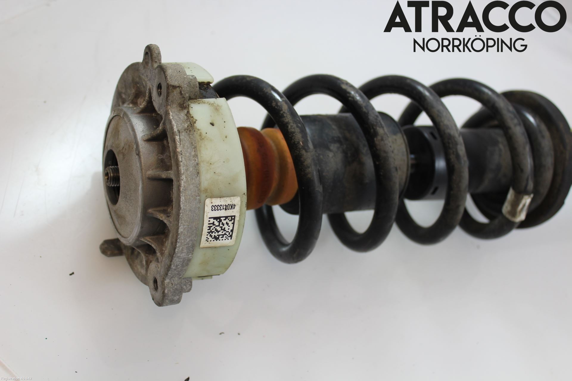 Audi A6 F2/C8 19- Fjäderben Fram Höger