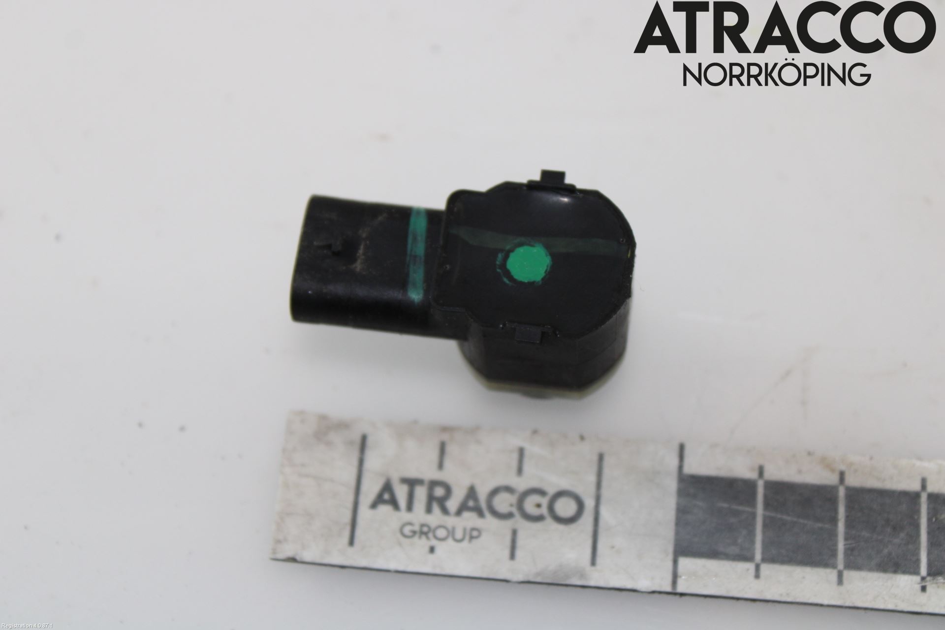 Jaguar XE (X760) 15-24 Parkeringshjälp Backsensor