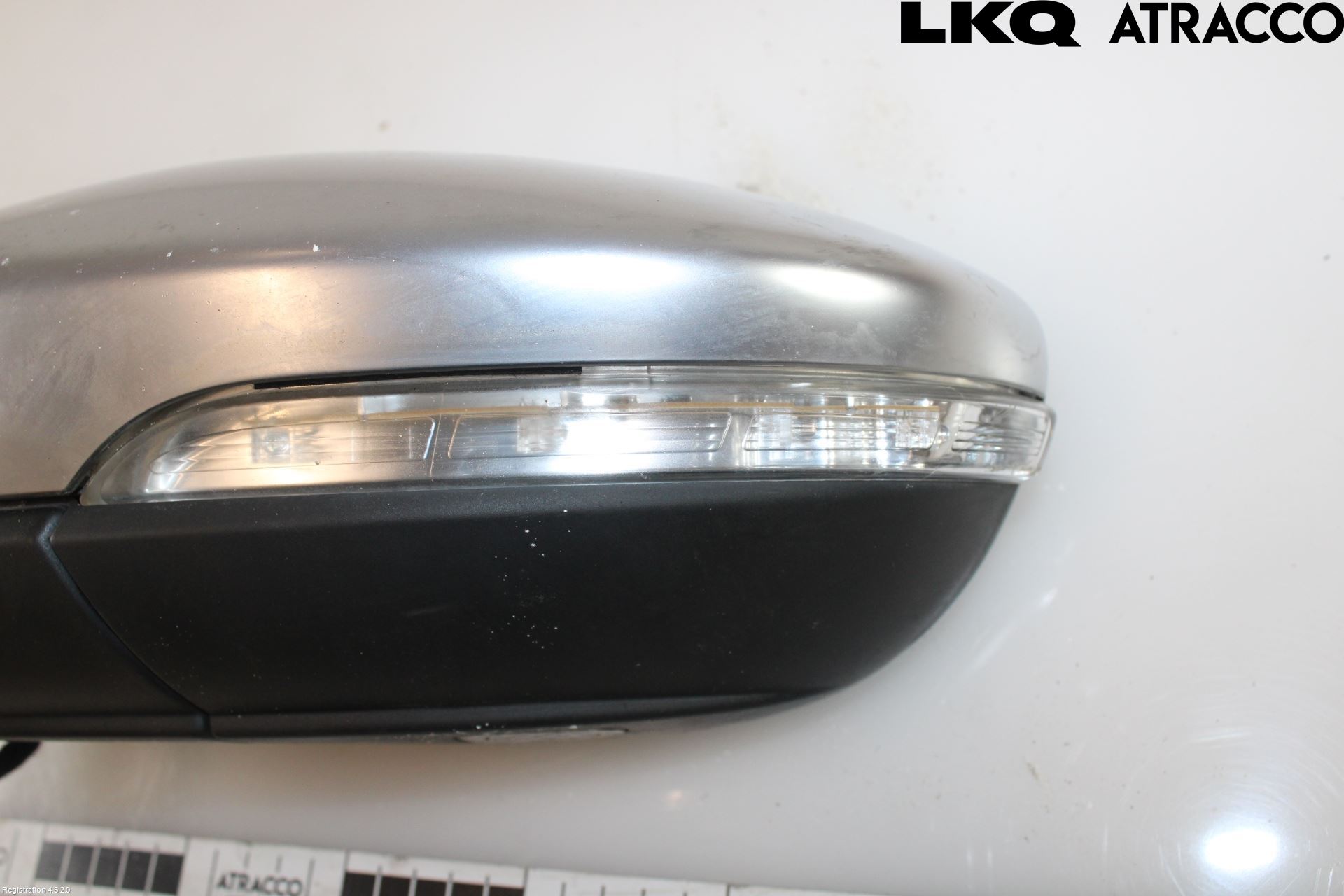 Volkswagen VW PASSAT 11-14 Spegel Yttre El Vä