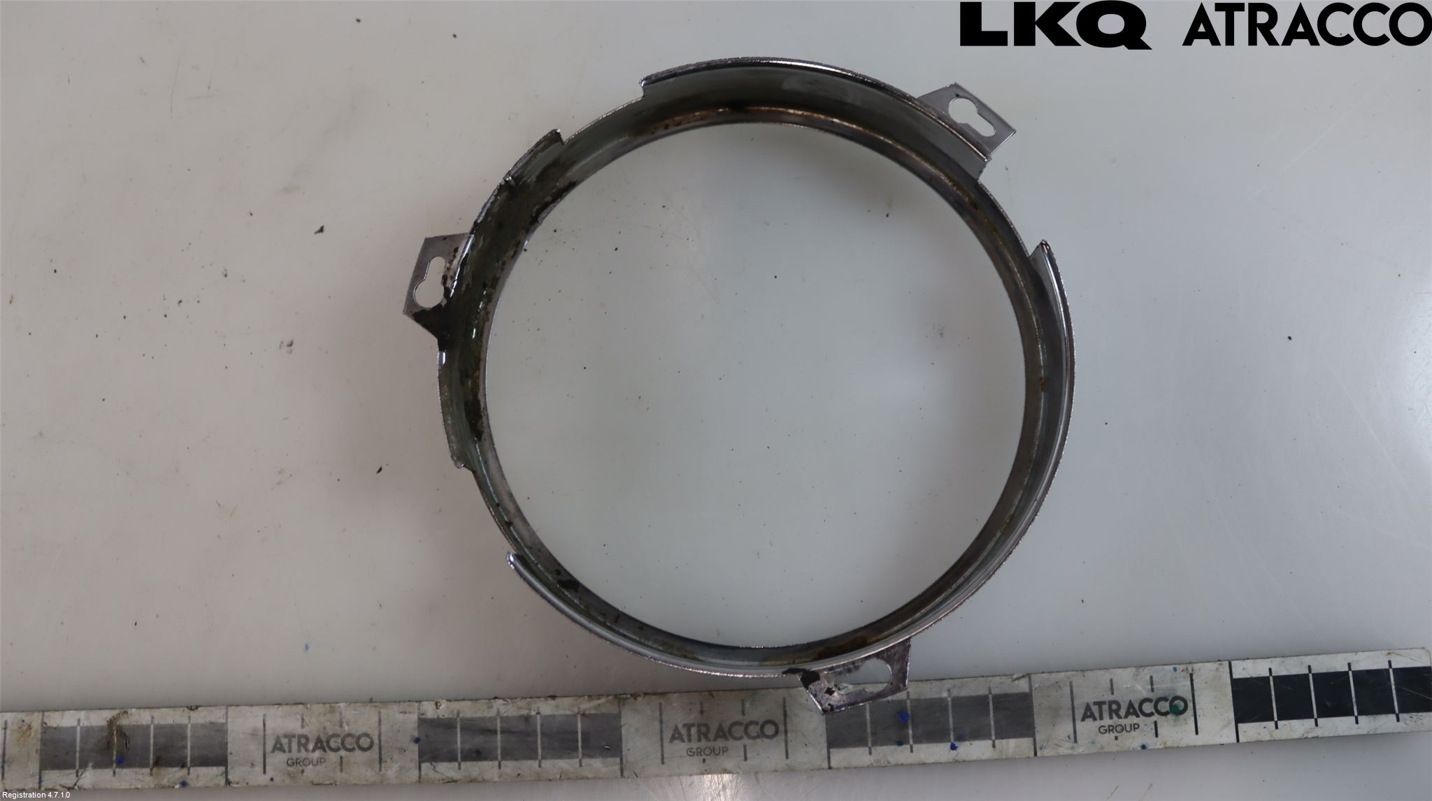 Jaguar XJ SERIE 2   73-79 Strålkastarsarg Höger