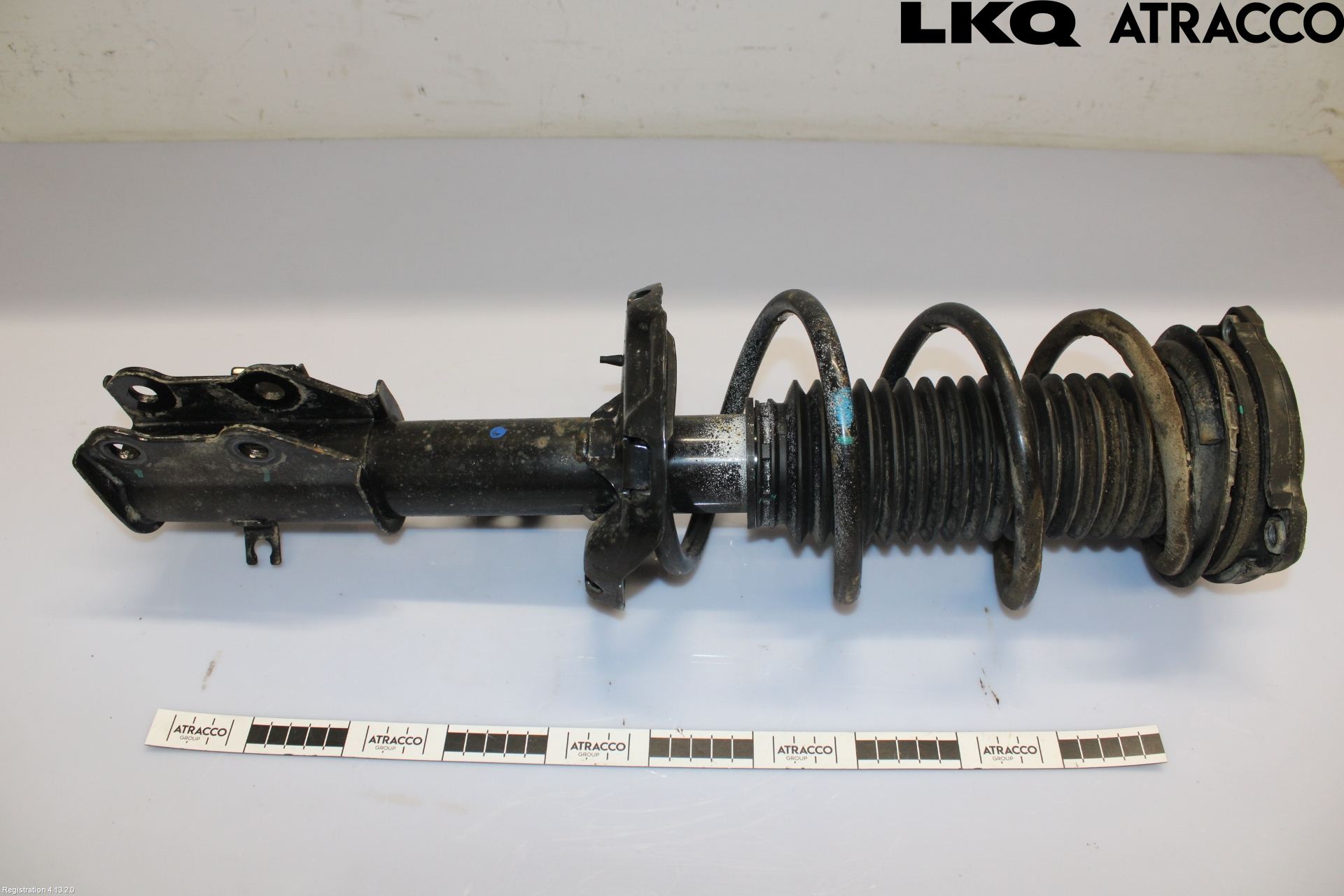 MG 4 23- Fjäderben Fram Höger