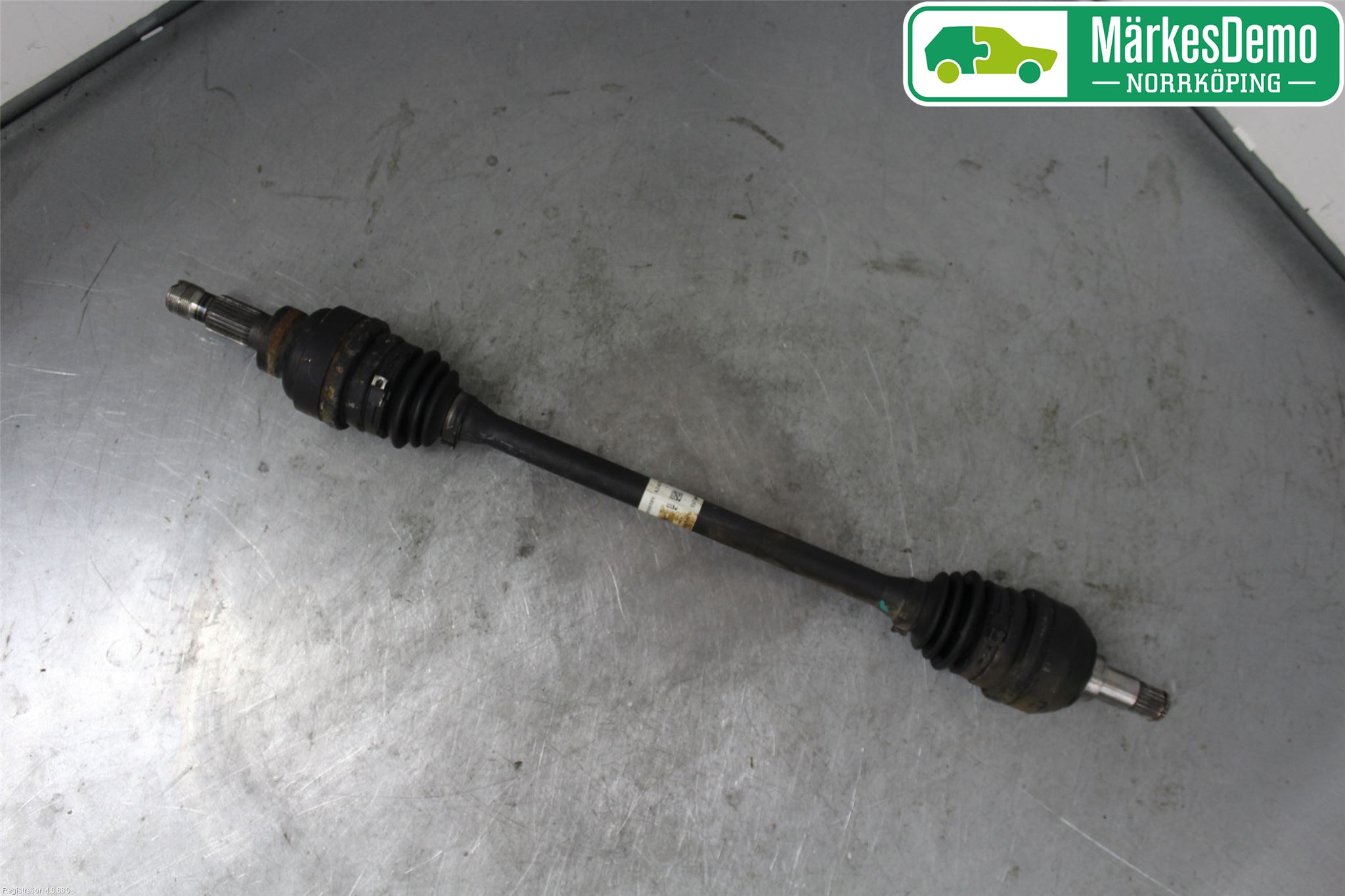 Mercedes-Benz MB CLA-KLASS (C117/X117) 13-19 Drivaxel Bak Vänster