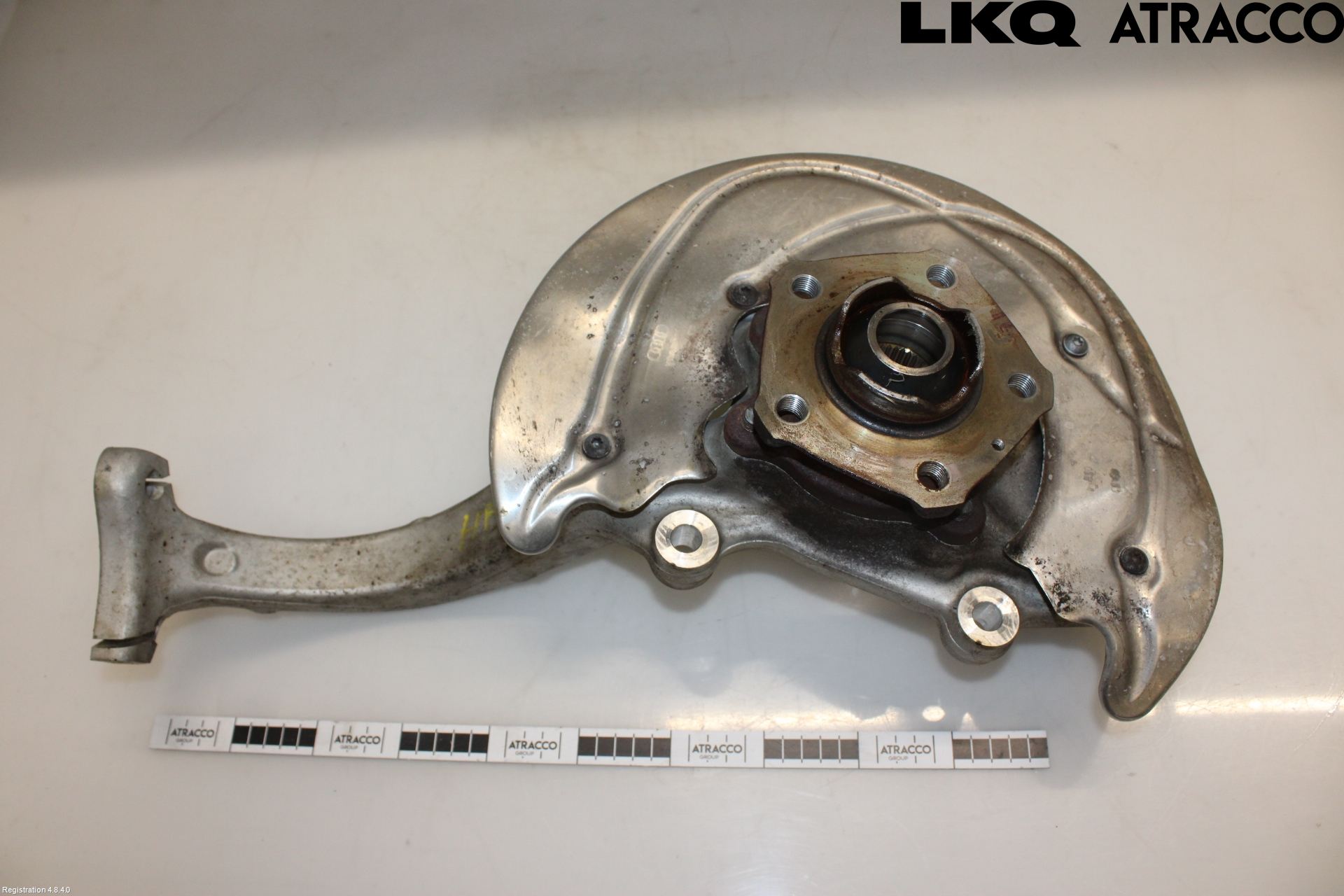 Audi A4/S4 B9 20- Styrspindel Lagerhus Hö