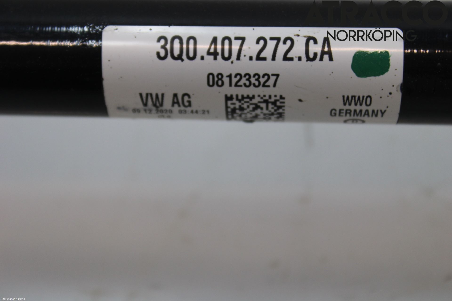 Volkswagen VW TIGUAN 16-24 Drivaxel Fram Höger