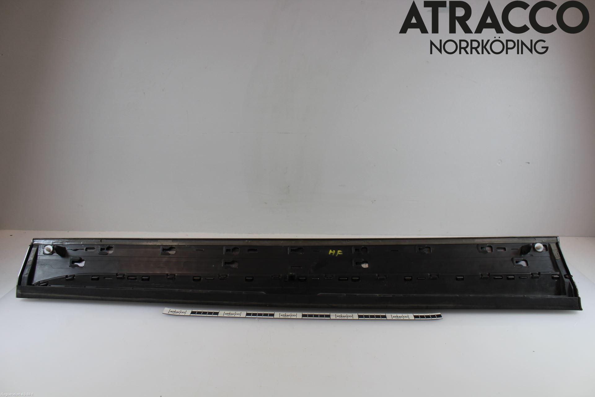 Audi Q5/SQ5 17- Dörr Dekorlist Fram Hö