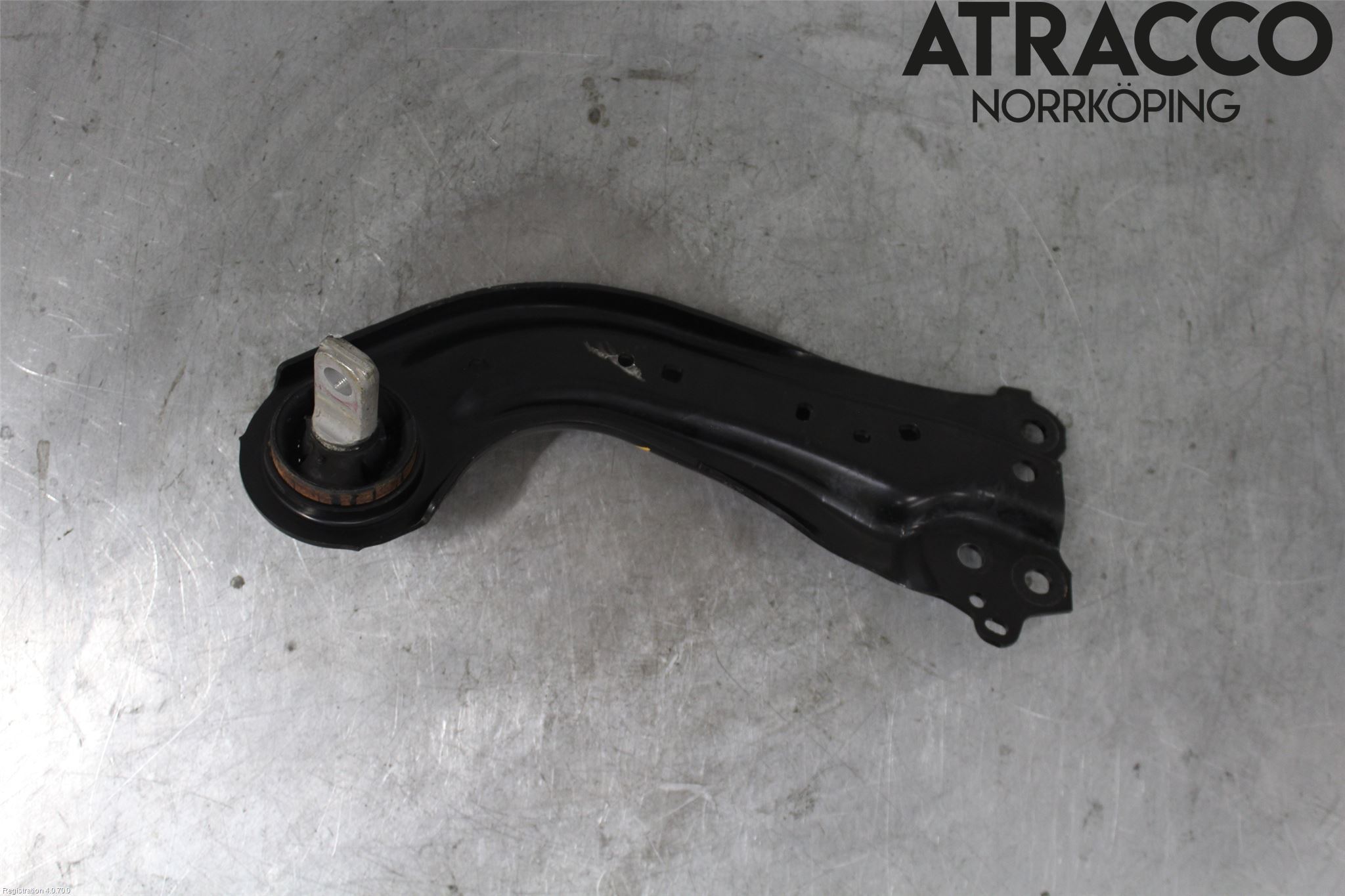 Toyota RAV4 19- Bärarm Bak Vänster