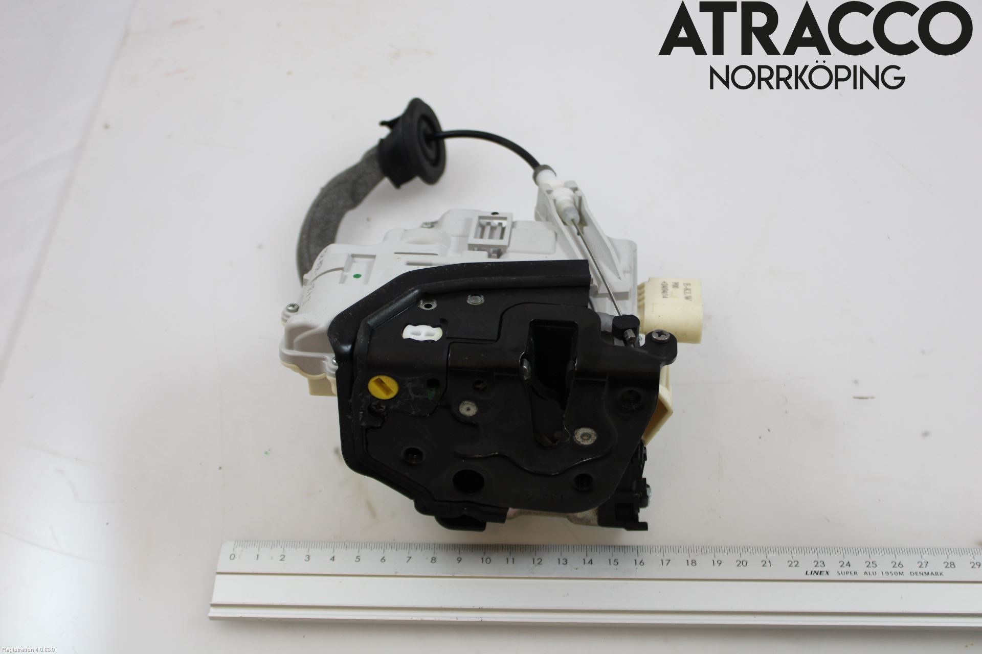 Audi A6 ALLROAD 12-18 Låskista-Dörrlås