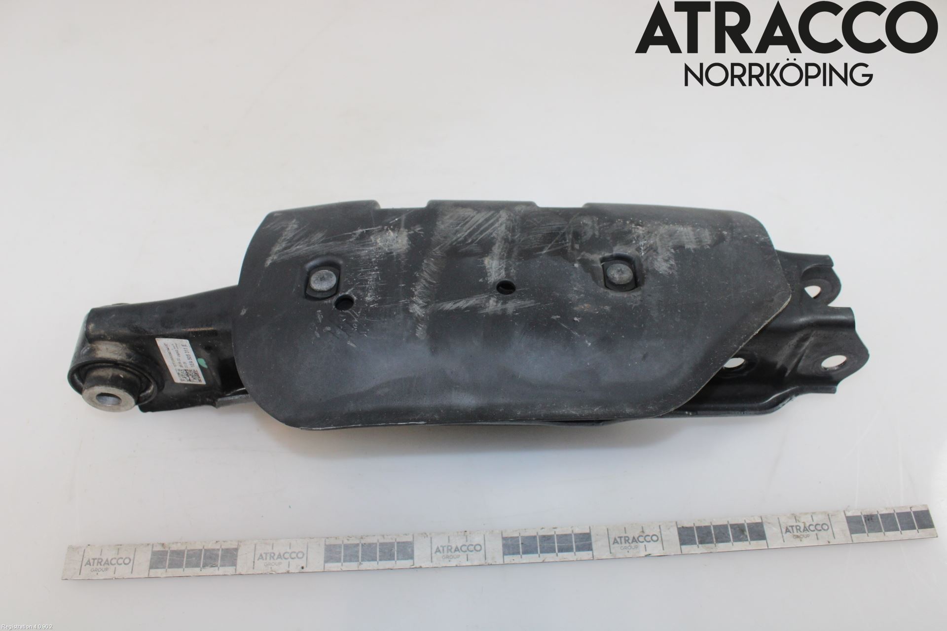 Audi Q4 E-TRON FZ 22- Bärarm Bak Vänster