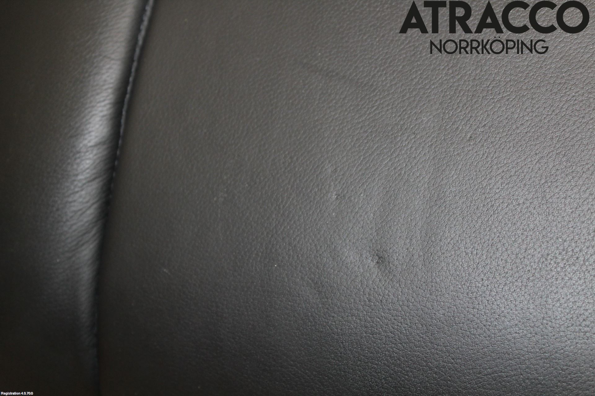 Audi A8/S8 4E  02-09 Inredning Ryggdyna Bak